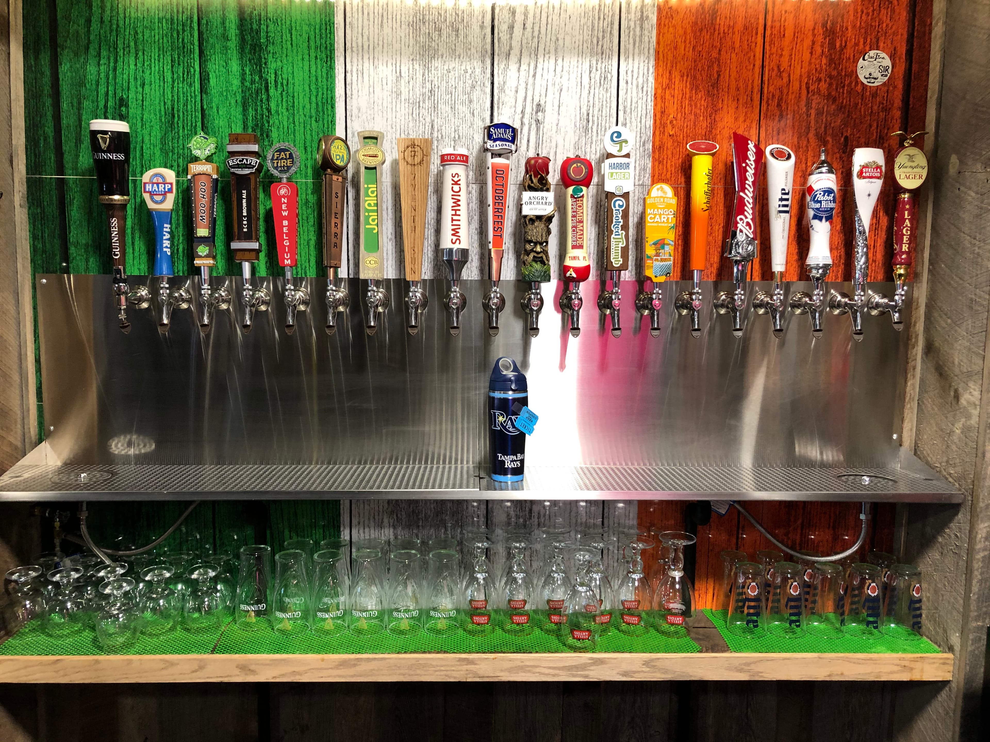 Paddywagon Irish Pub - Image 10