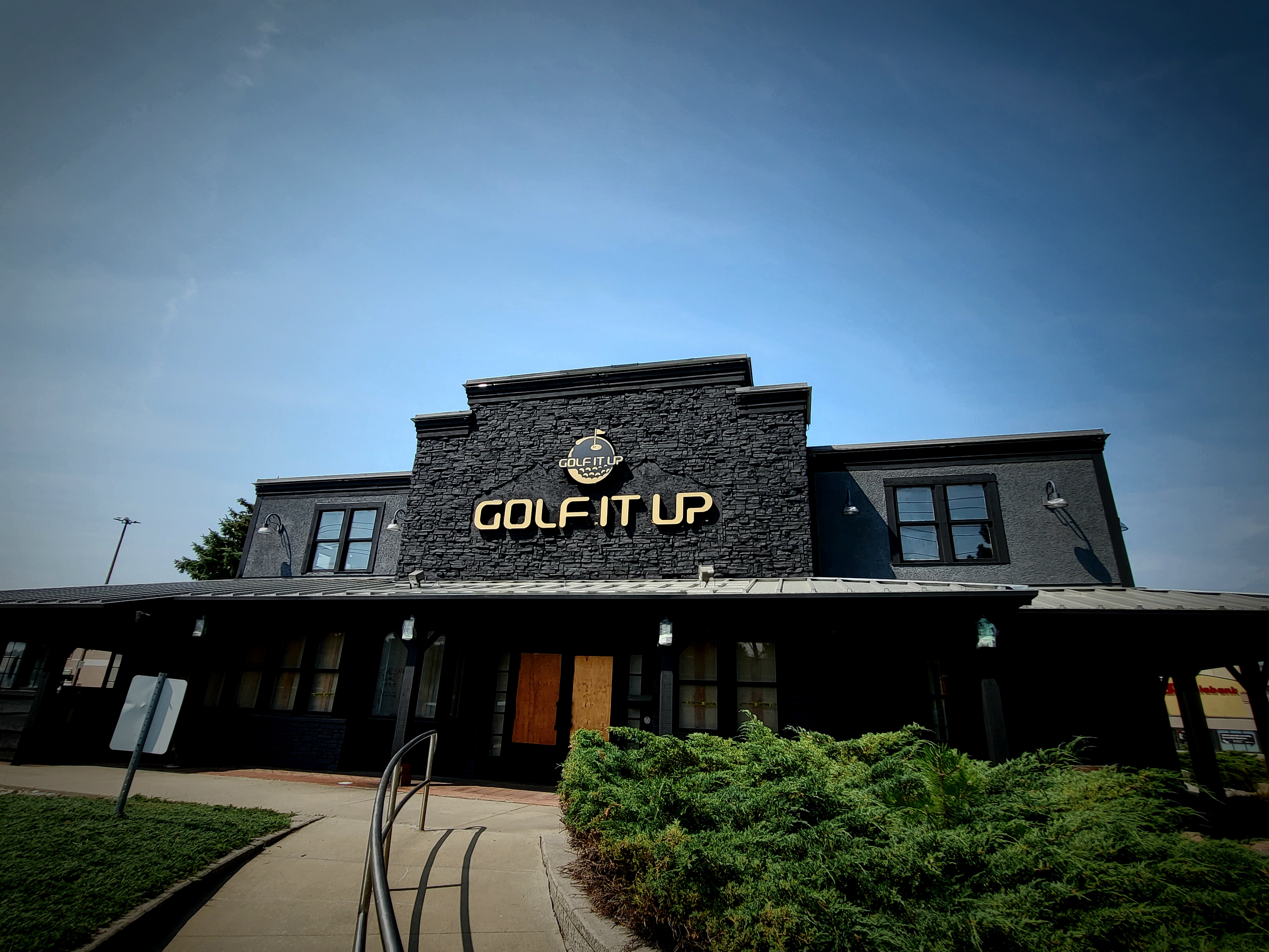 GOLF IT UP - Image 3