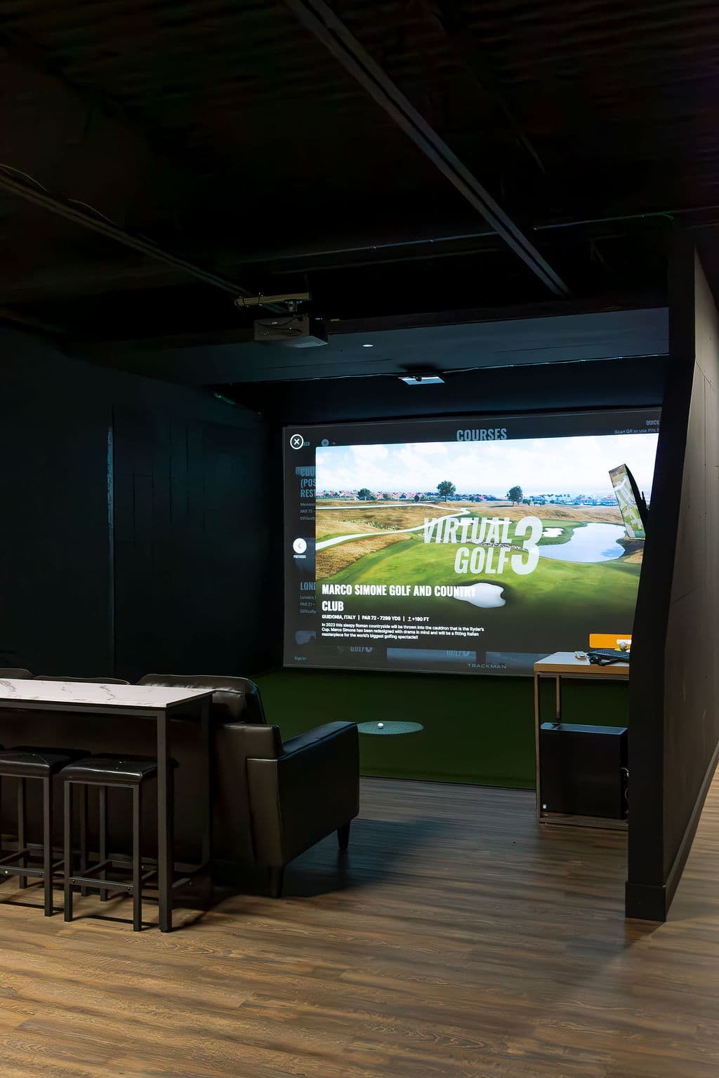 Mulligan's Virtual Golf - Image 1