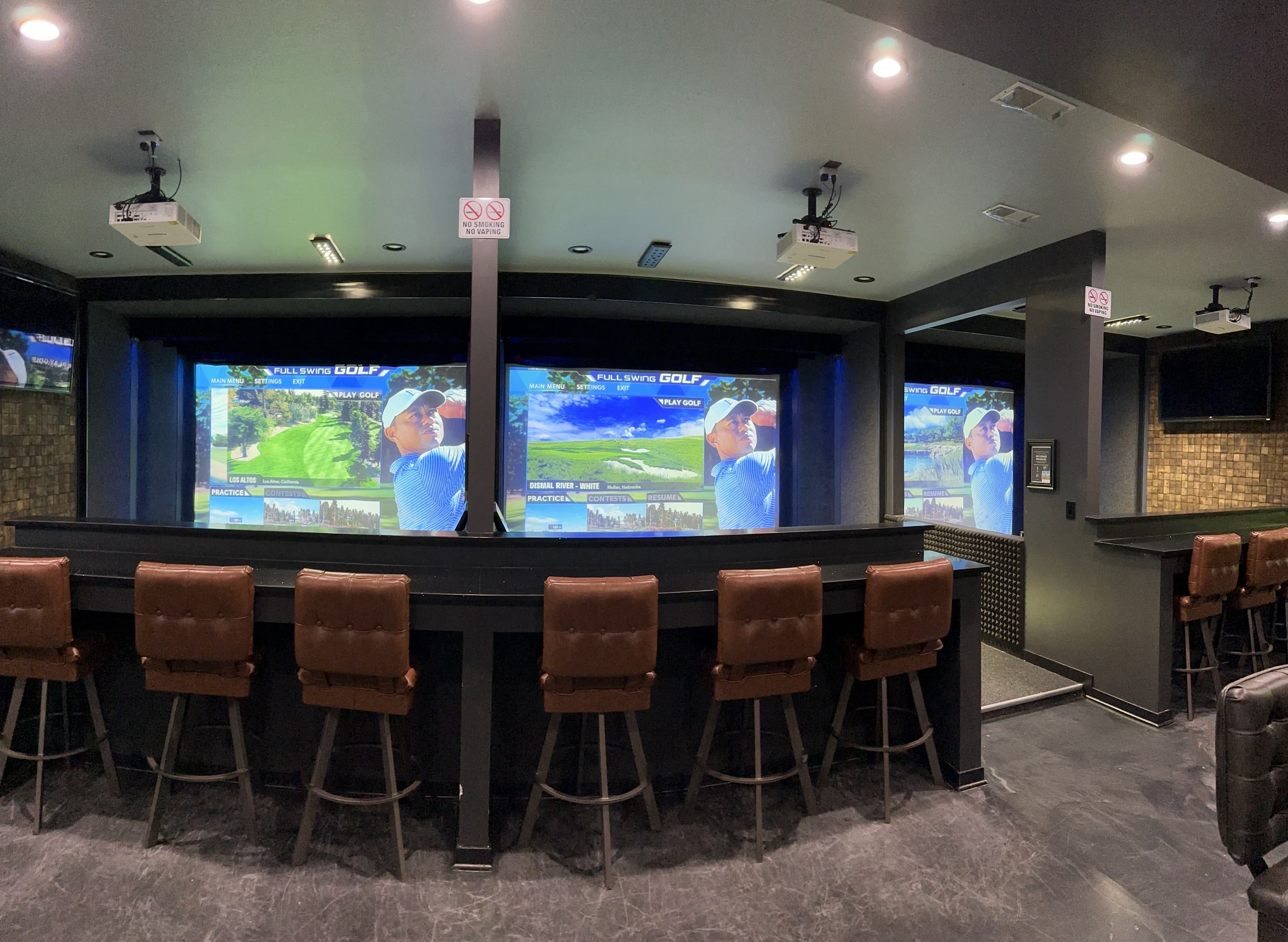 Longshots Sports Bar - Image 4