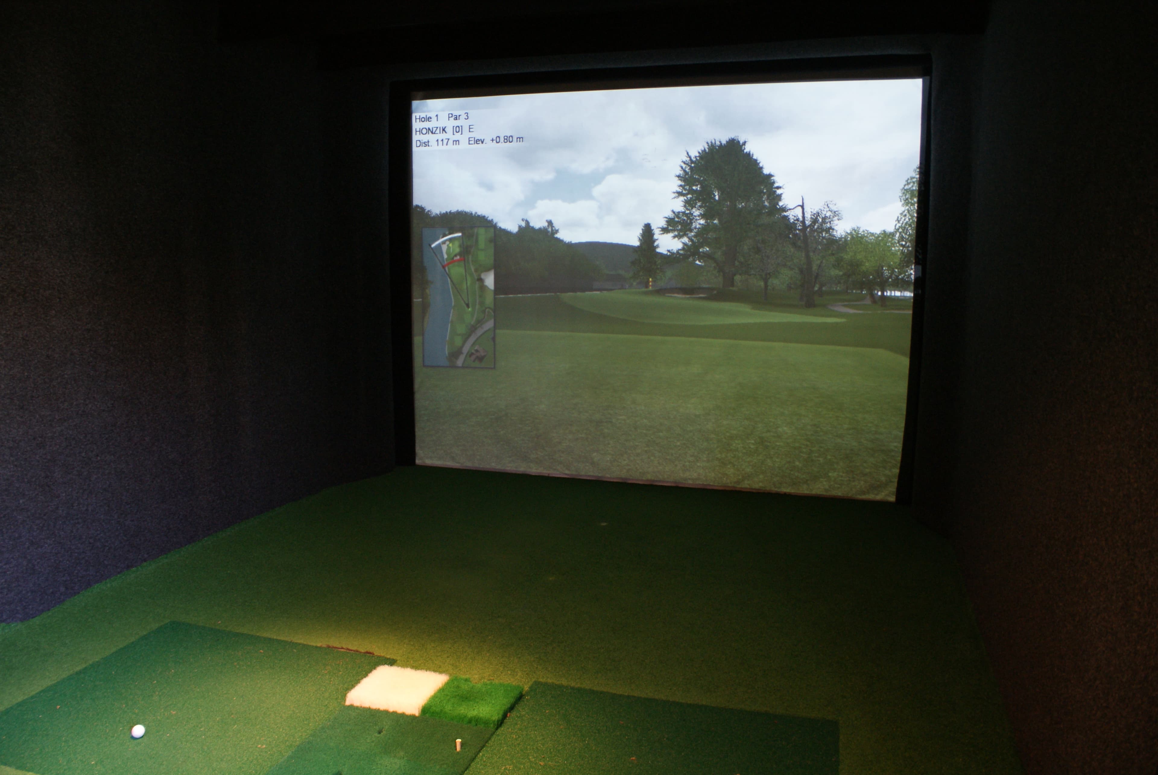 Divots Indoor Golf Center - Image 10