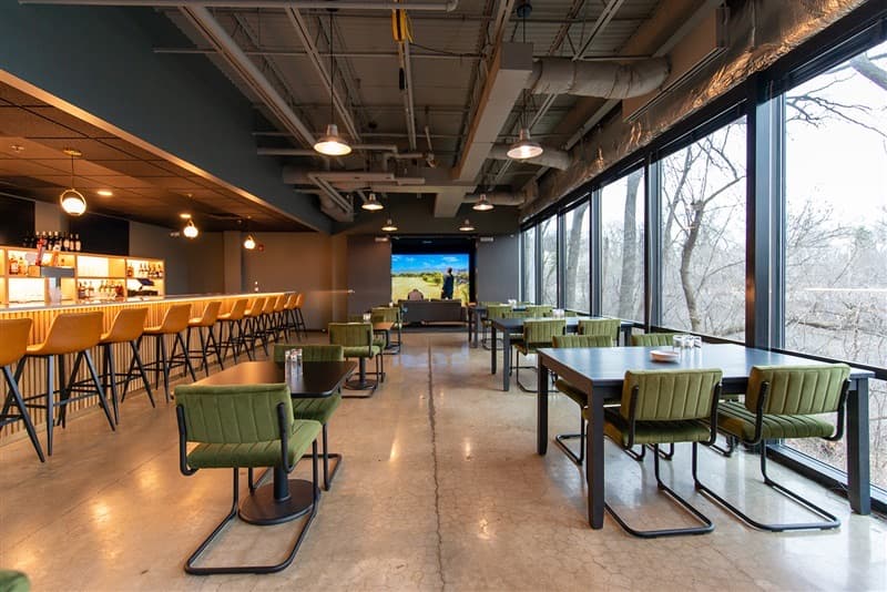 Office Golf - Image 1