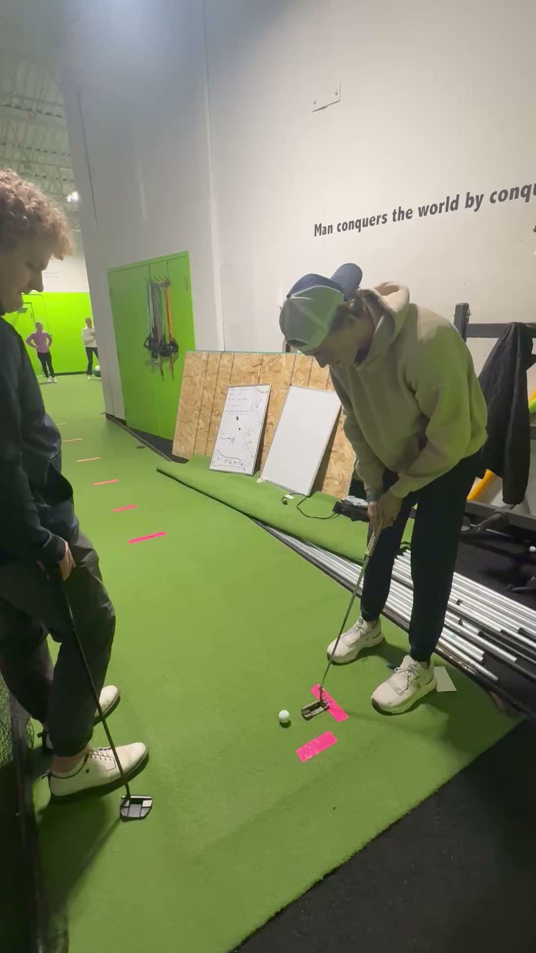 24 Golf Edina - Image 5