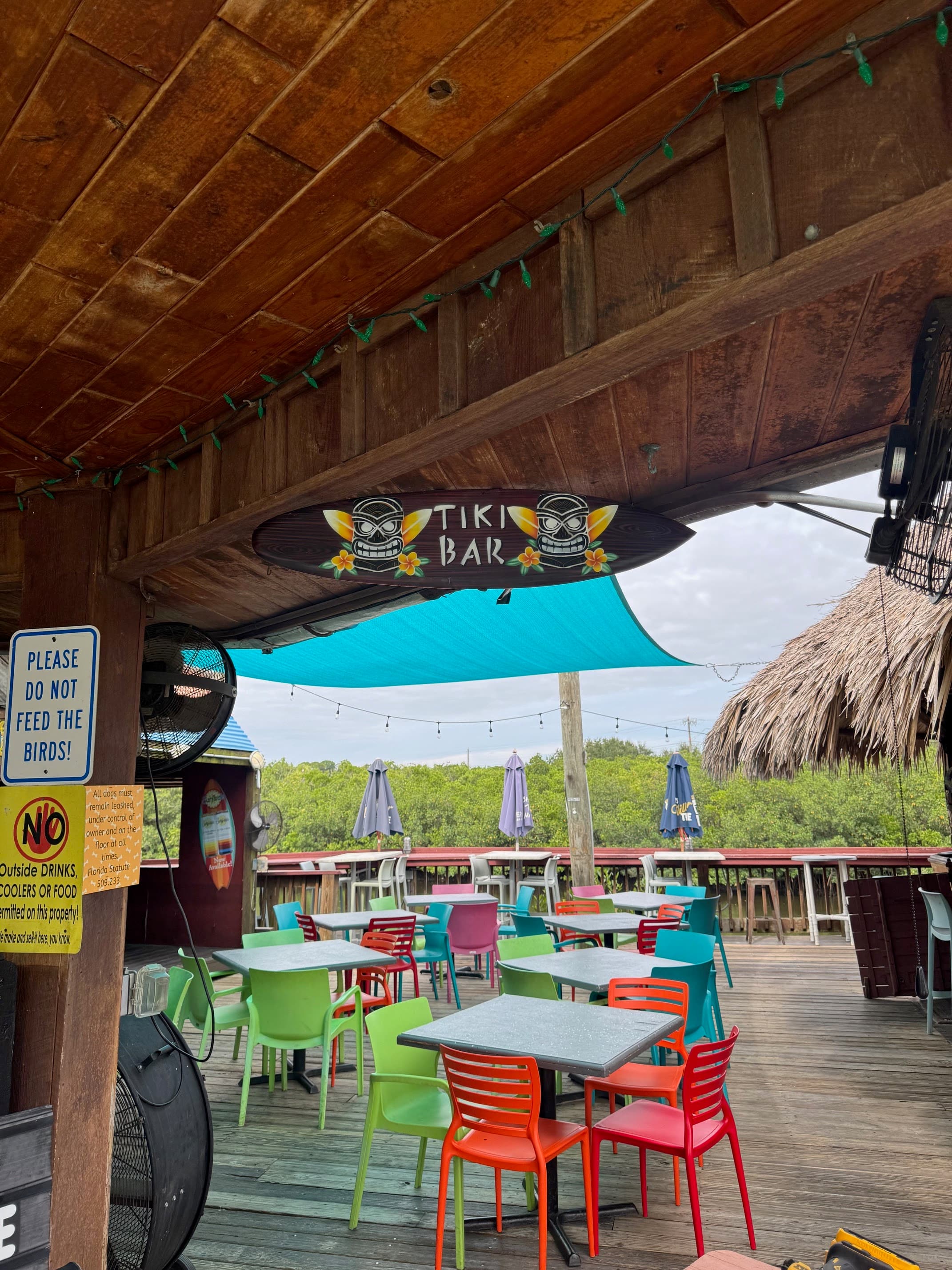 Jack Willie's Bar, Grill & Tiki - Image 9