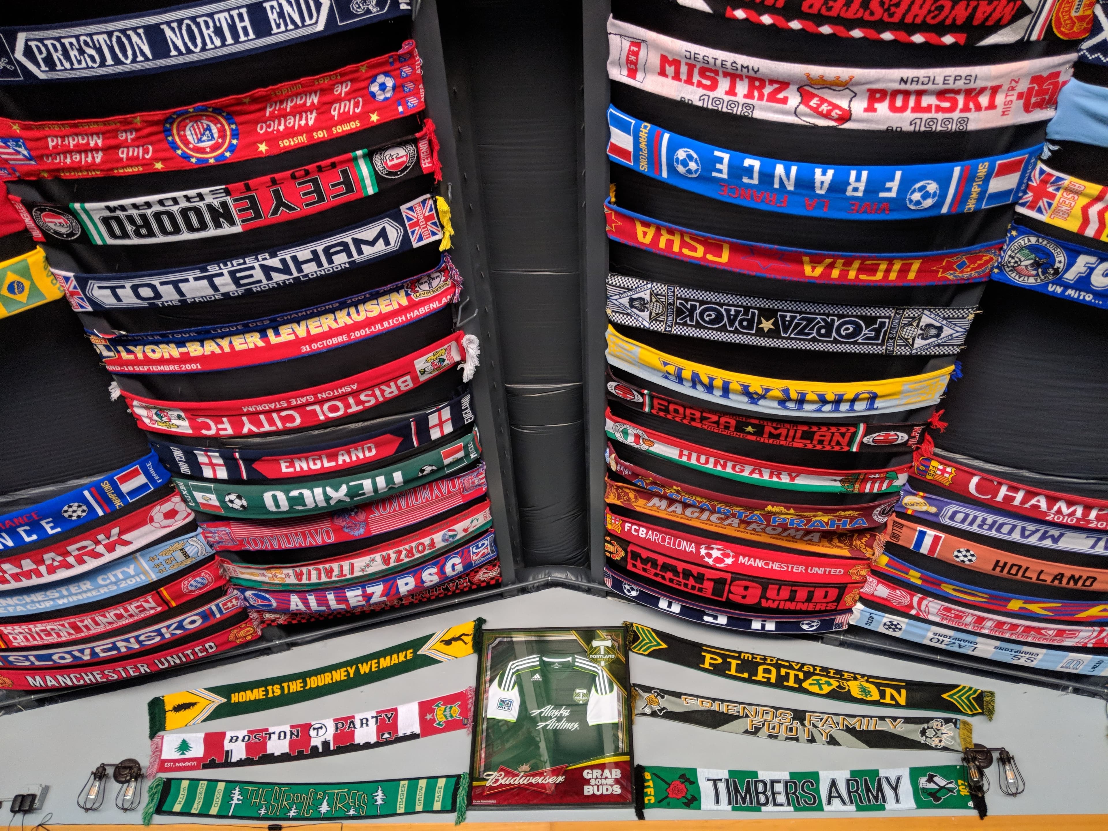 The Upper Deck Pub - Image 6