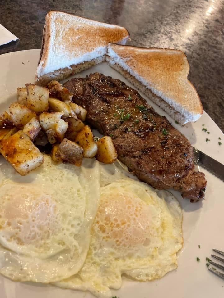 Dominion Golf Restaurant - Image 9