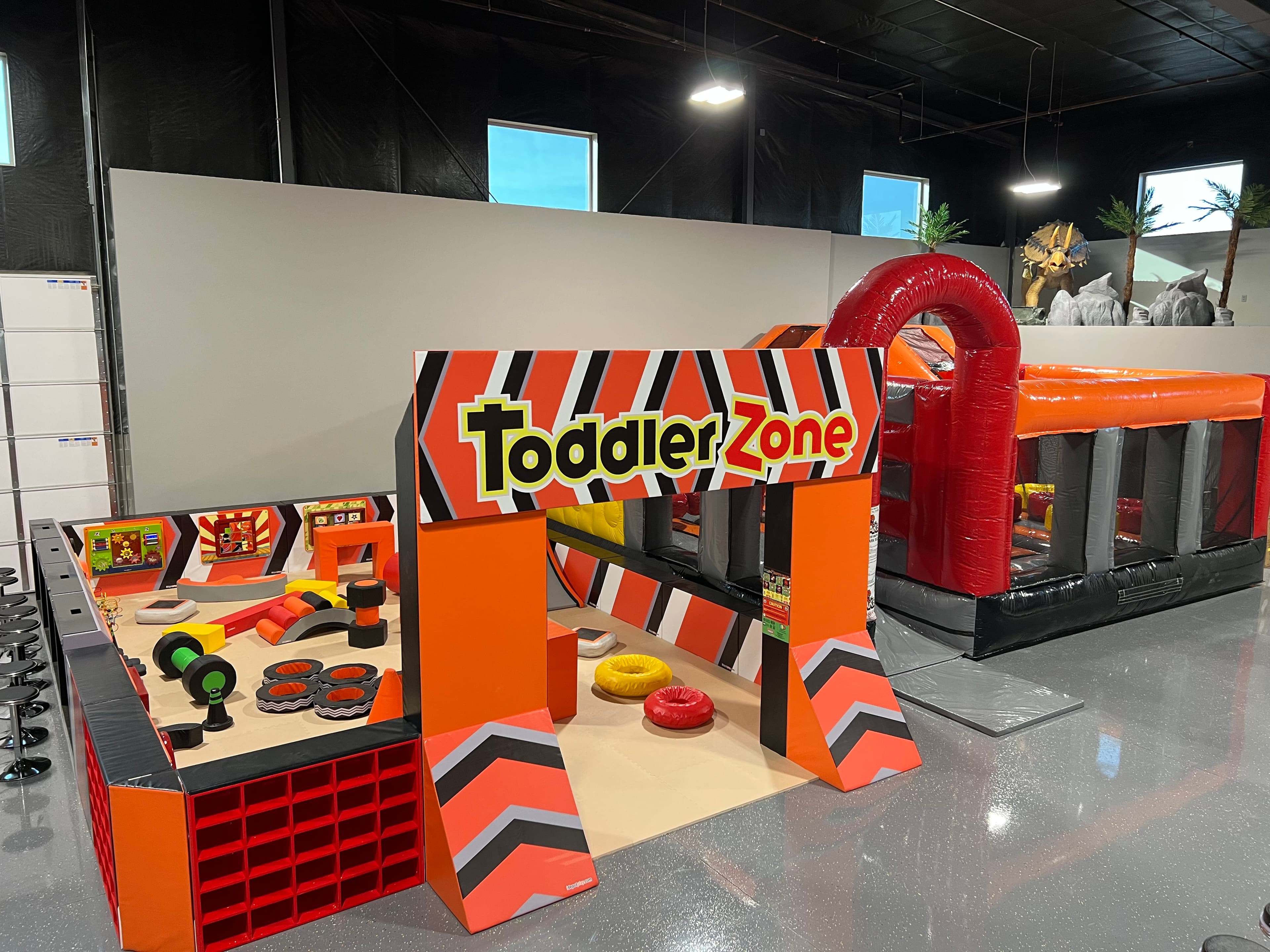 QUAKE Family Fun Center - Image 8