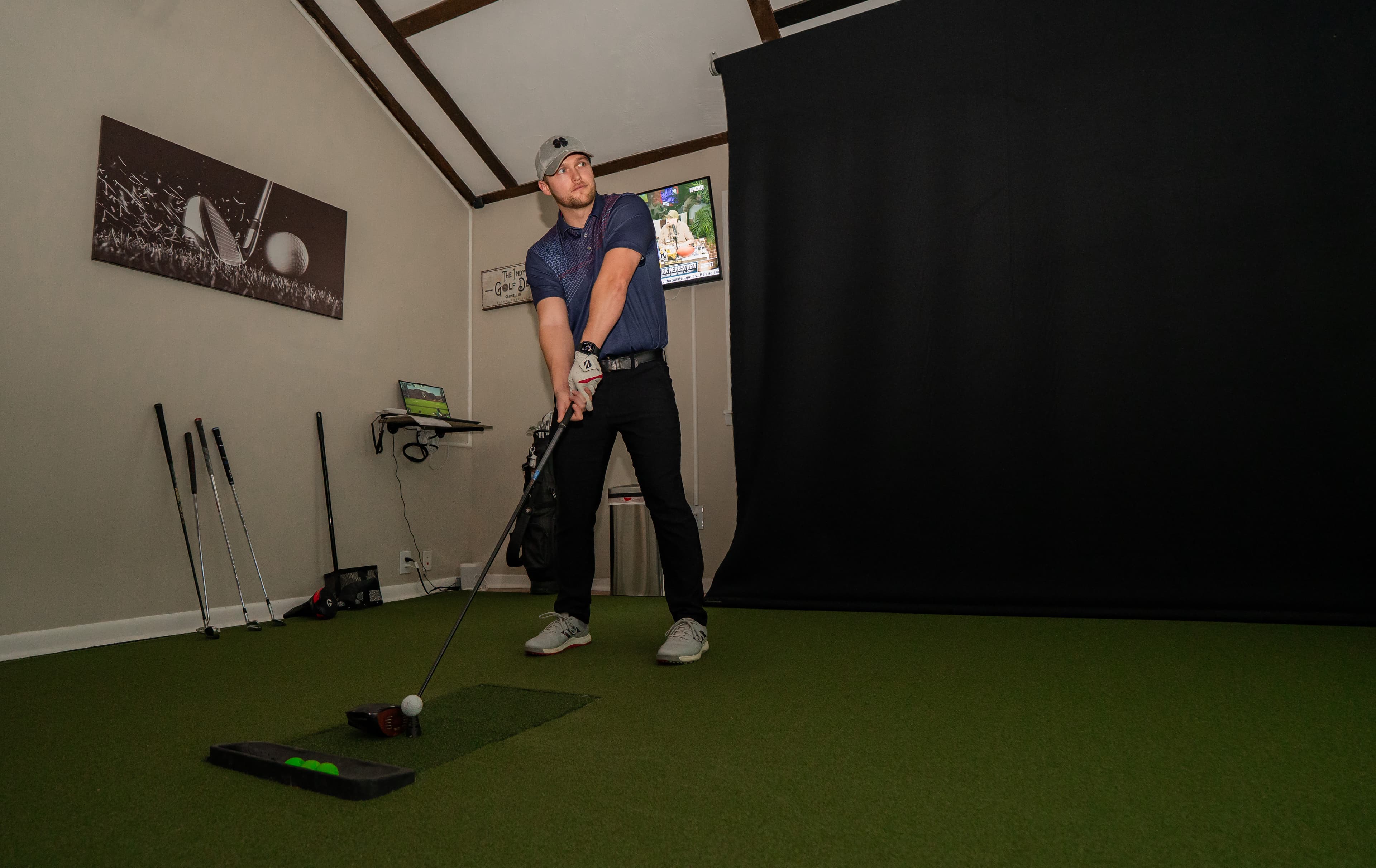 Indy Golf Den - Image 8