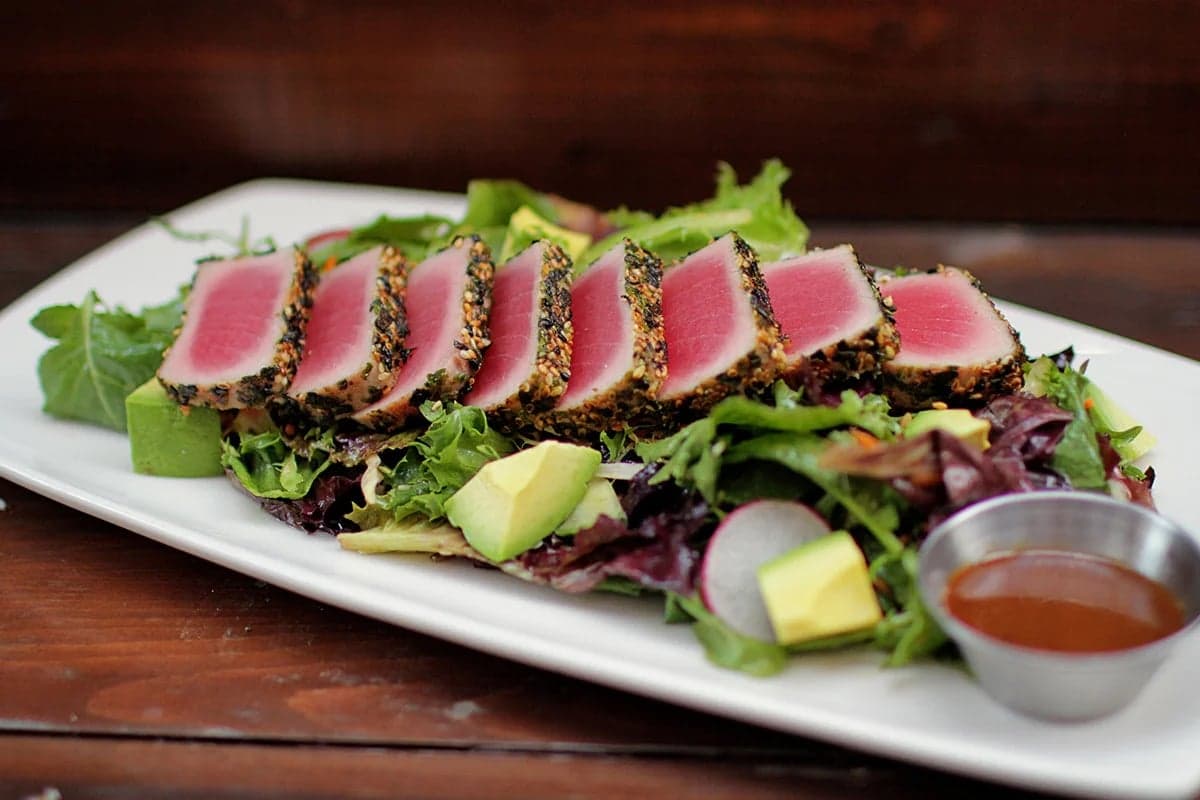 Lazy Dog Restaurant & Bar - Image 5