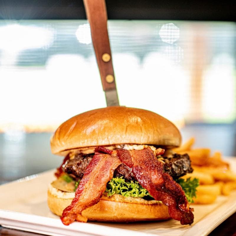 The 9 Iron Bar and Grill - Image 3