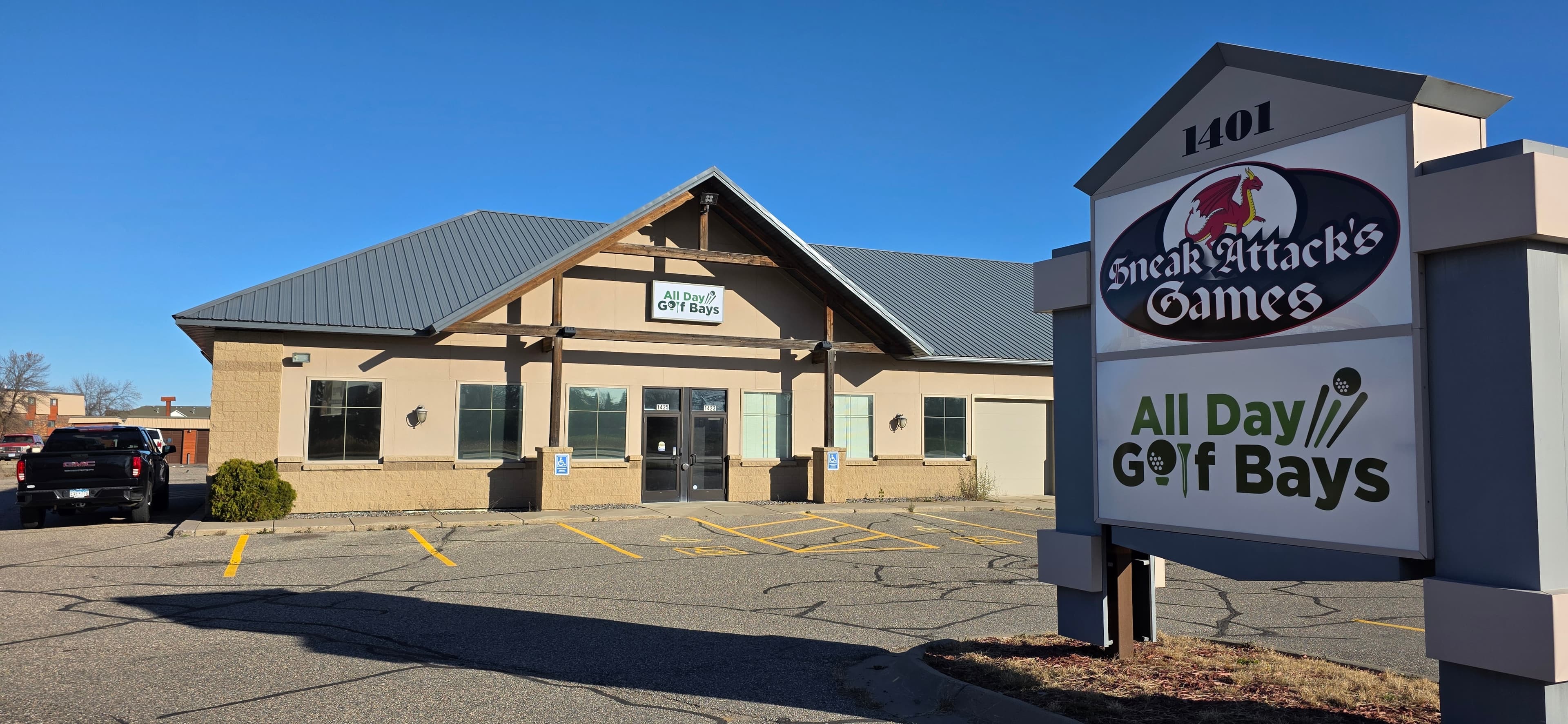 All Day Golf Bays - Image 6