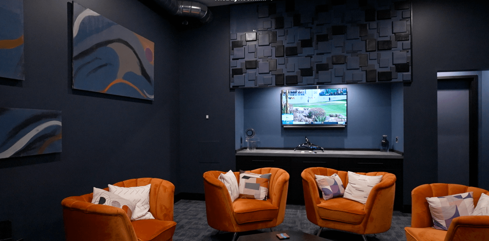 The Albatross Club - Image 7