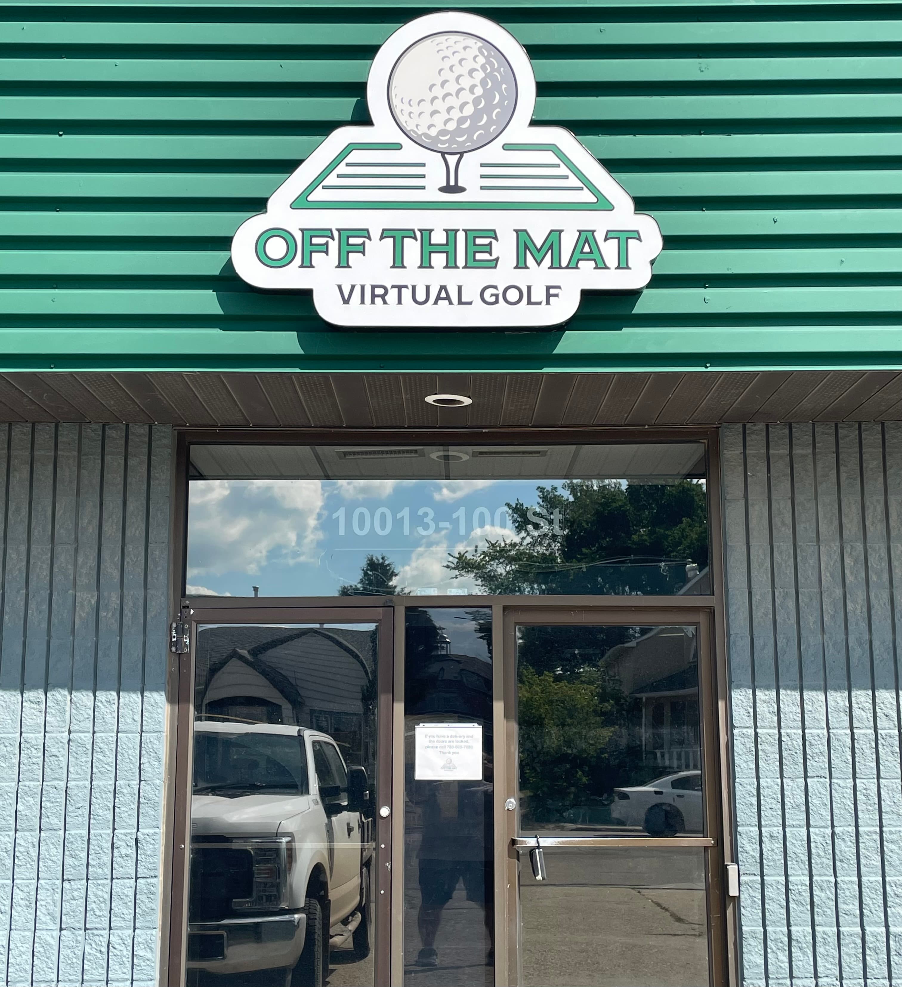 Off The Mat Virtual Golf - Image 1