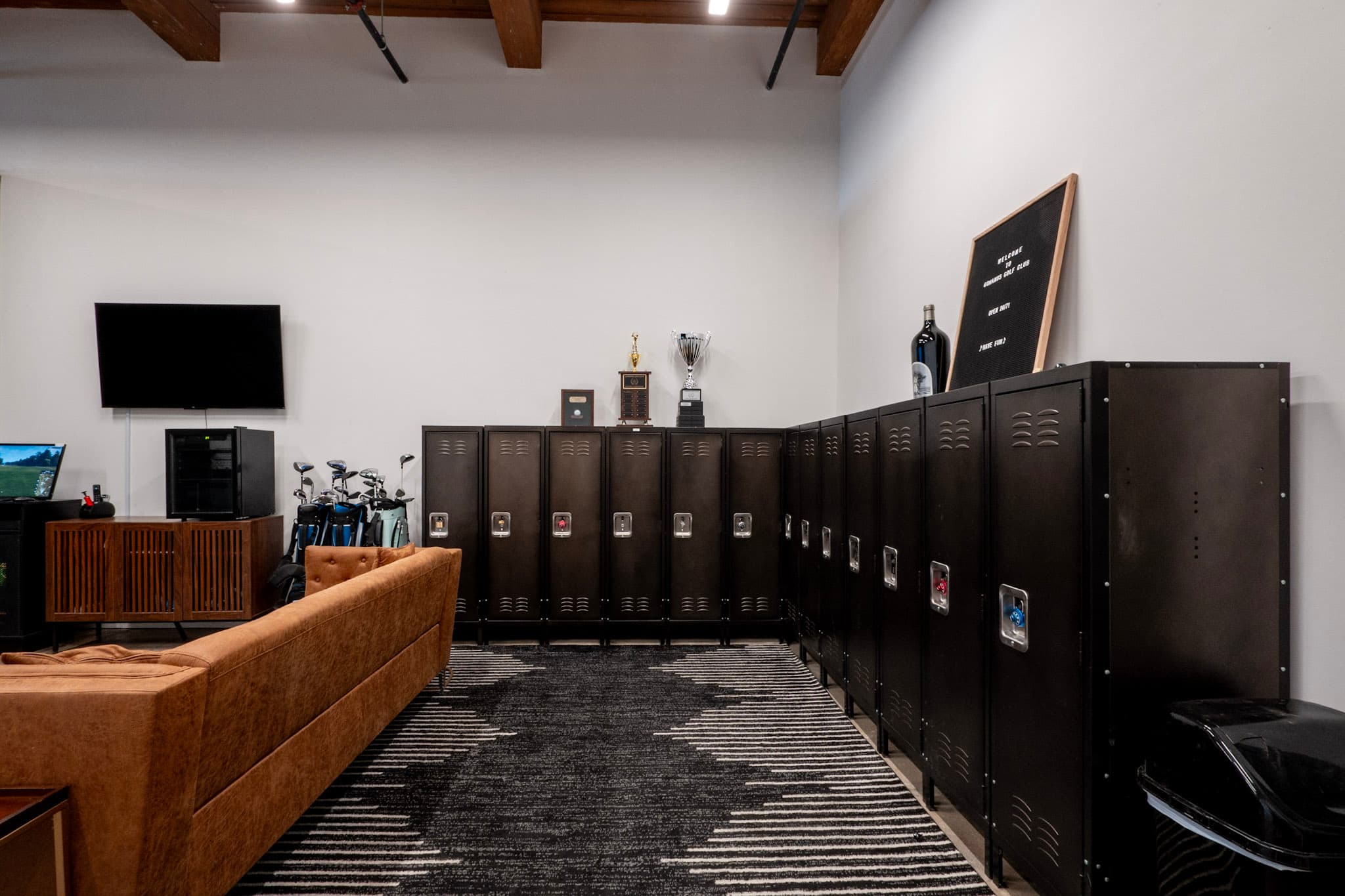 Gowanus Golf Club - Image 8