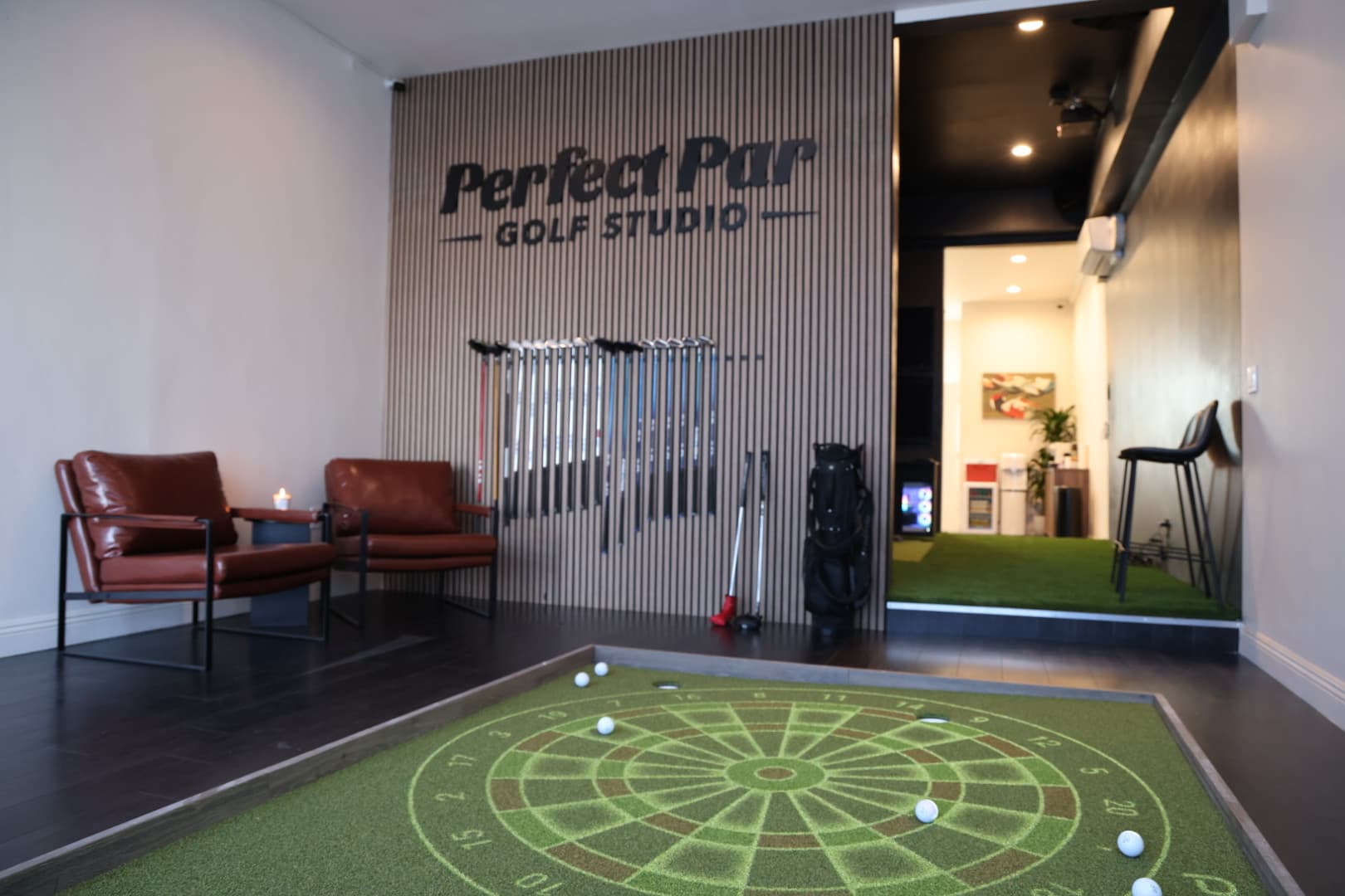 Perfect Par Golf Studio - Image 4