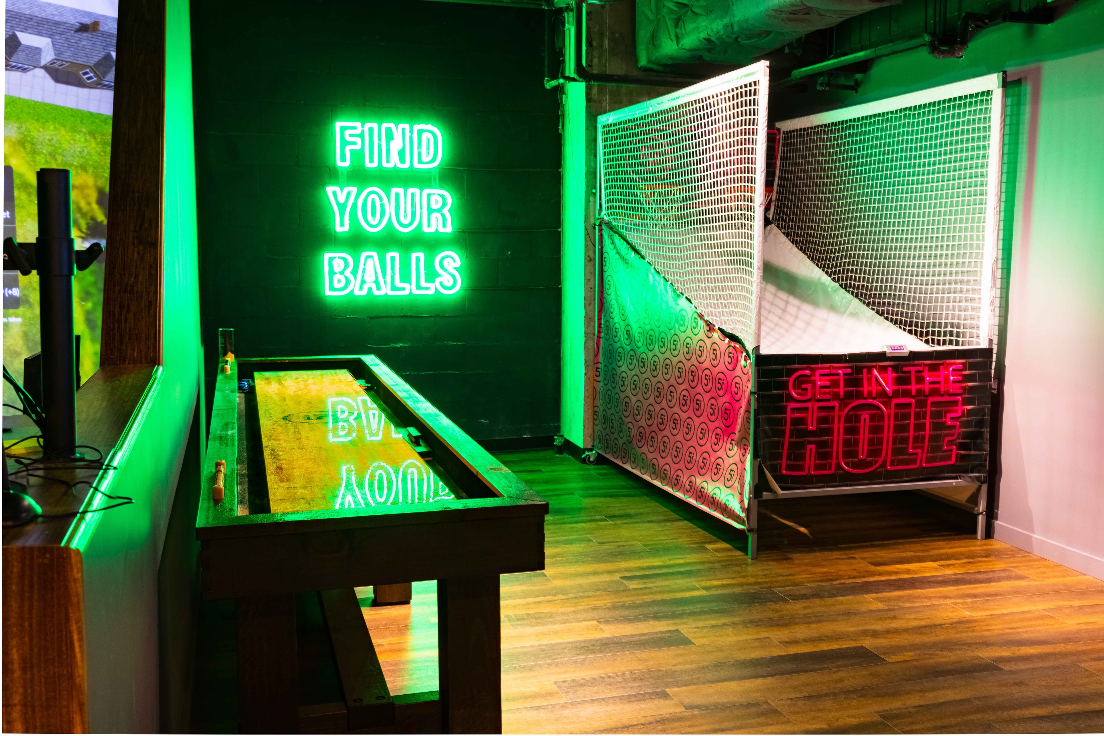 Five Iron Golf - Image 4