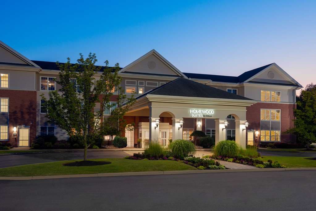 Homewood Suites by Hilton Buffalo-Airport - Image 1