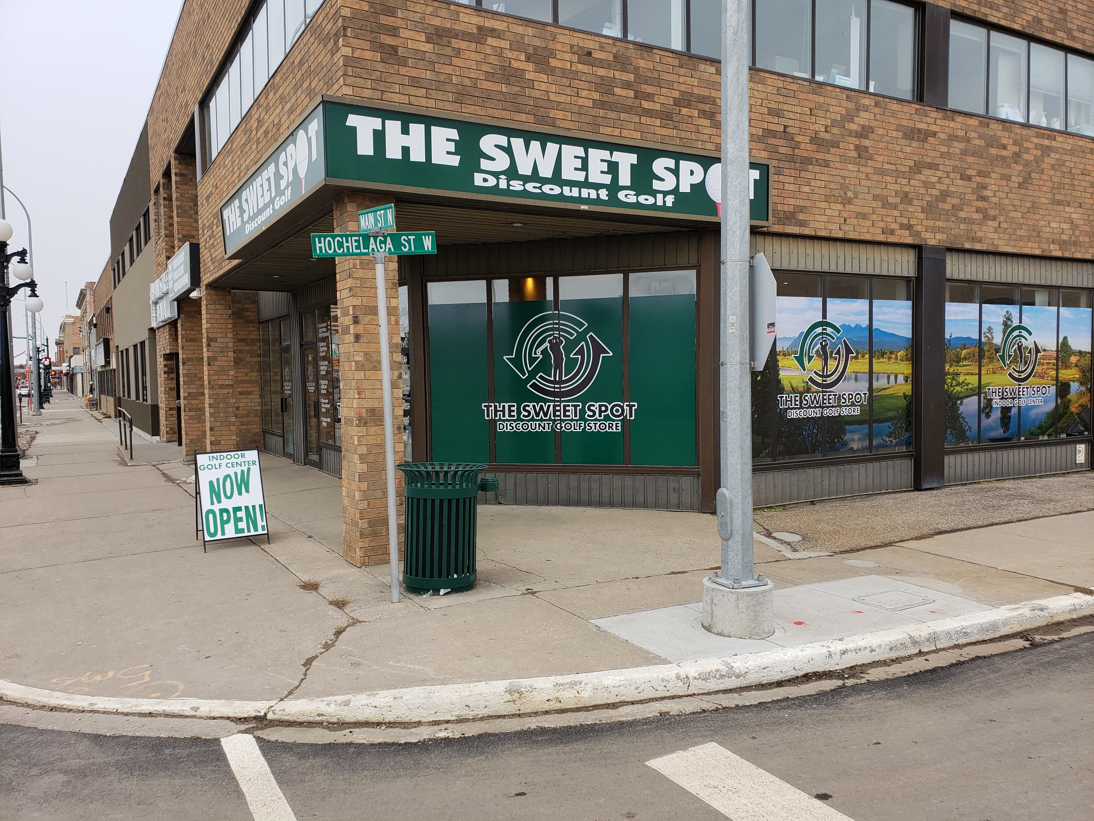 The Sweet Spot Indoor Golf Center - Image 1