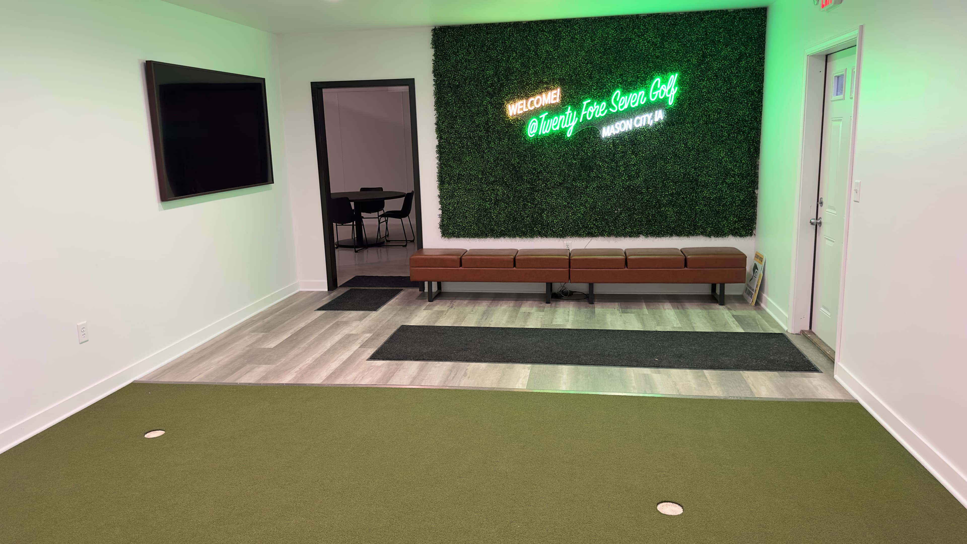 Twenty Fore Seven Golf - Image 5