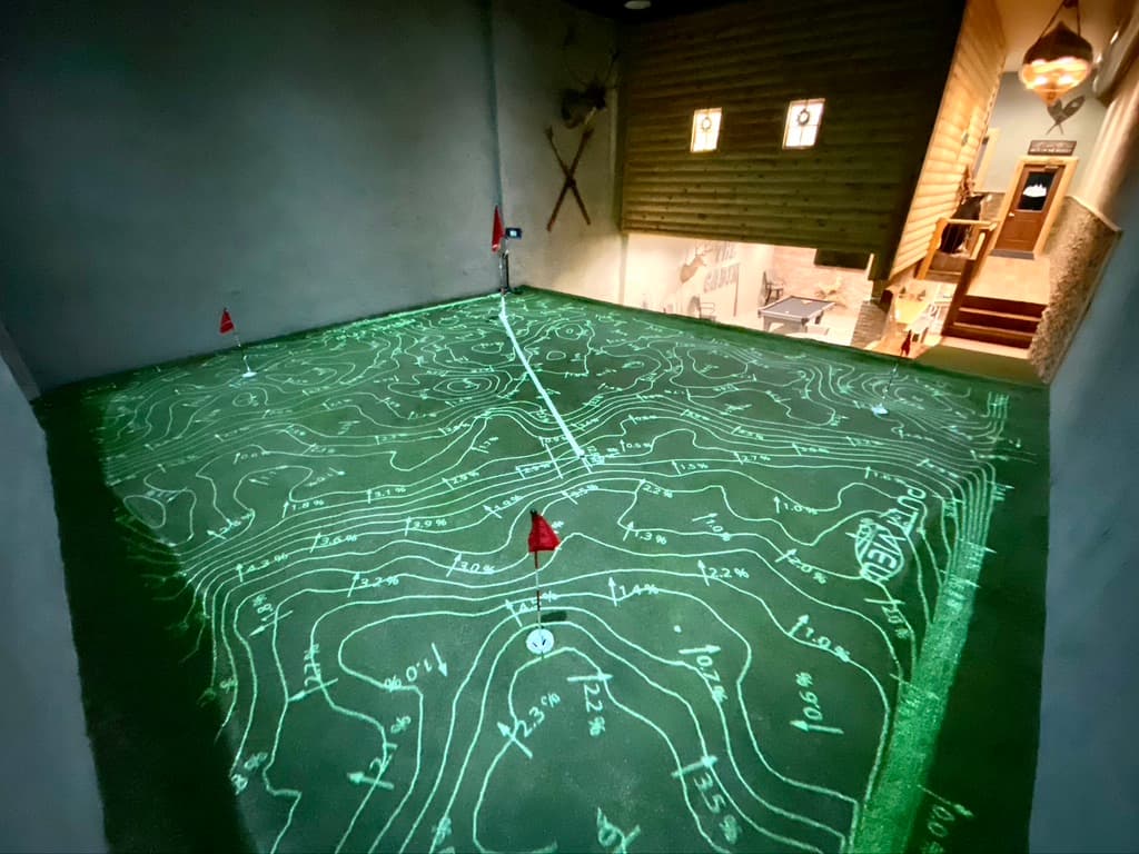 The Cabin A Private Virtual Golf Club - Image 7