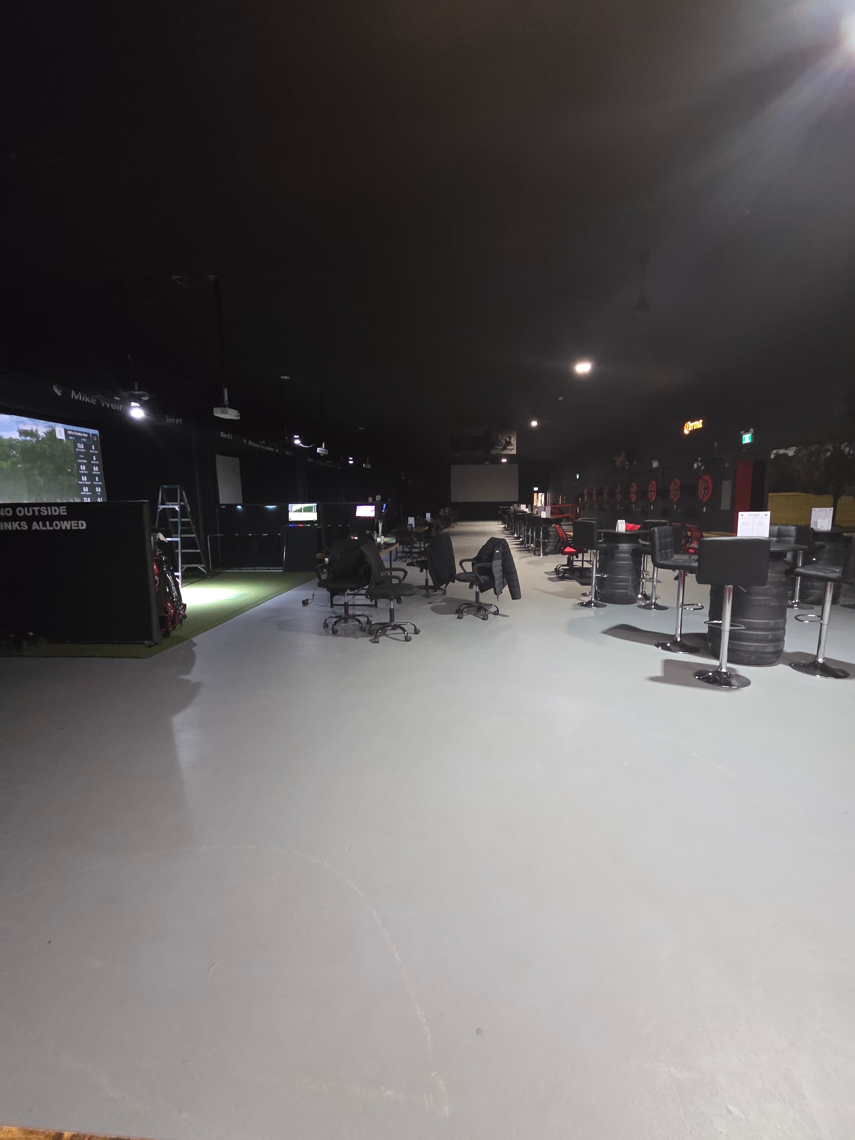 Bullseye Golf Sims Indoor Golf Centre - Image 1