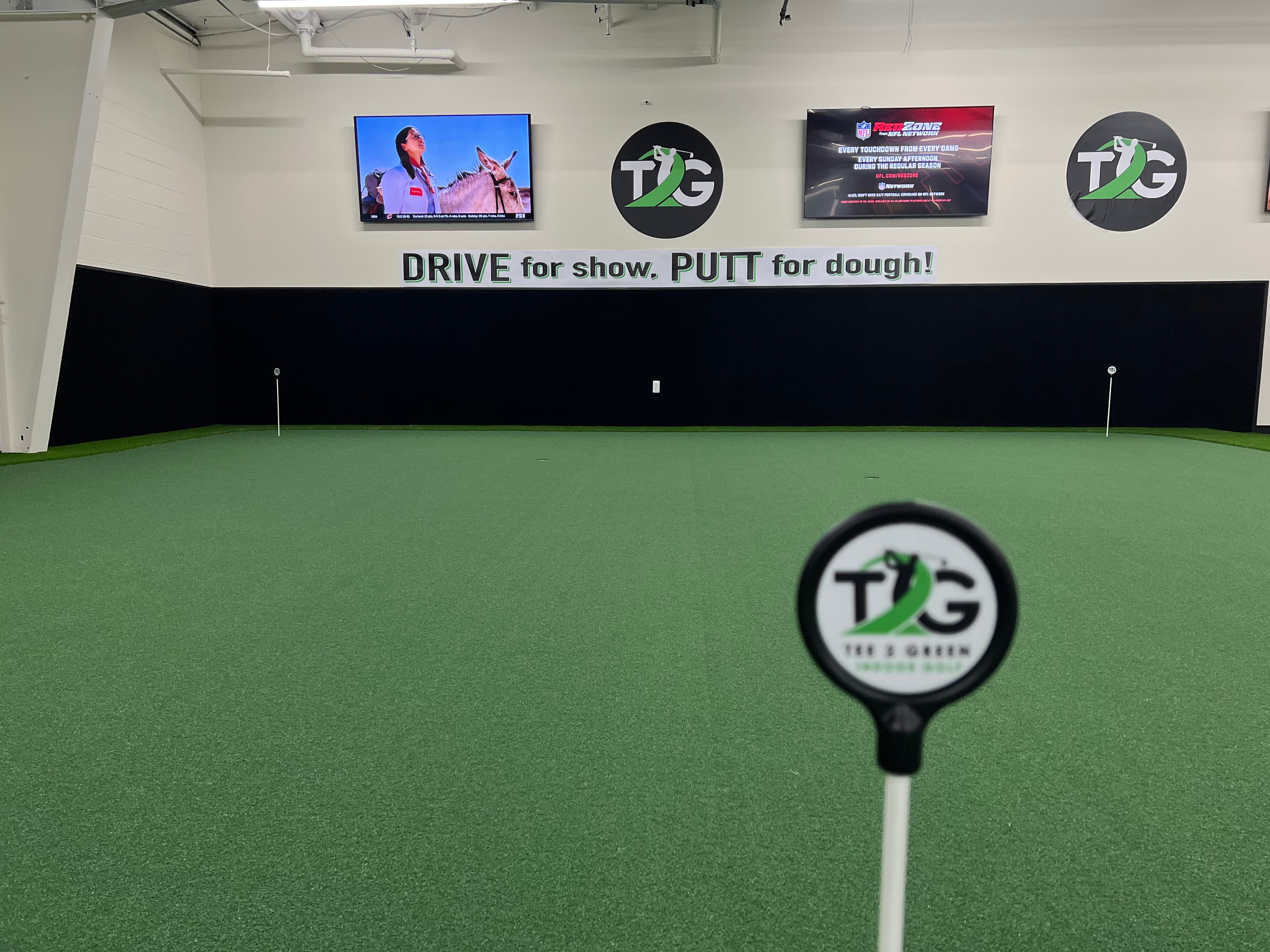 Tee 2 Green Indoor Golf Center - Image 3