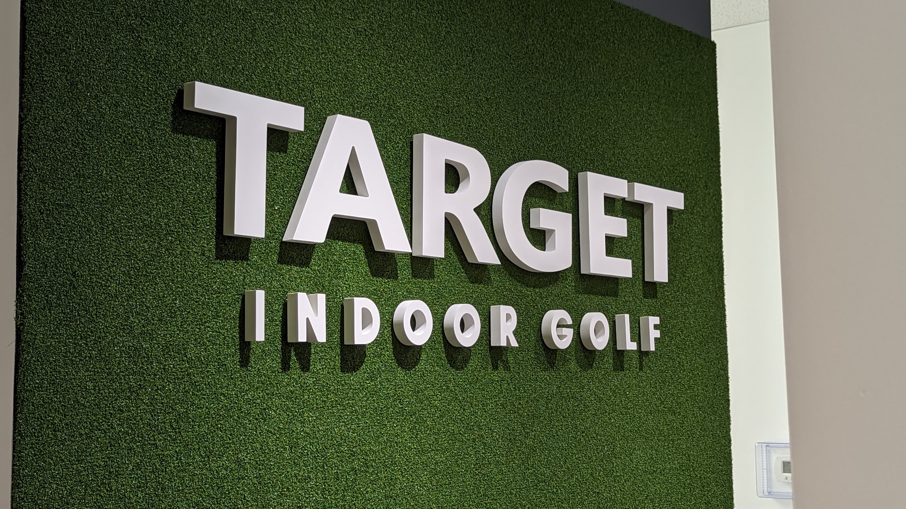 TARGET Indoor Golf - Image 6