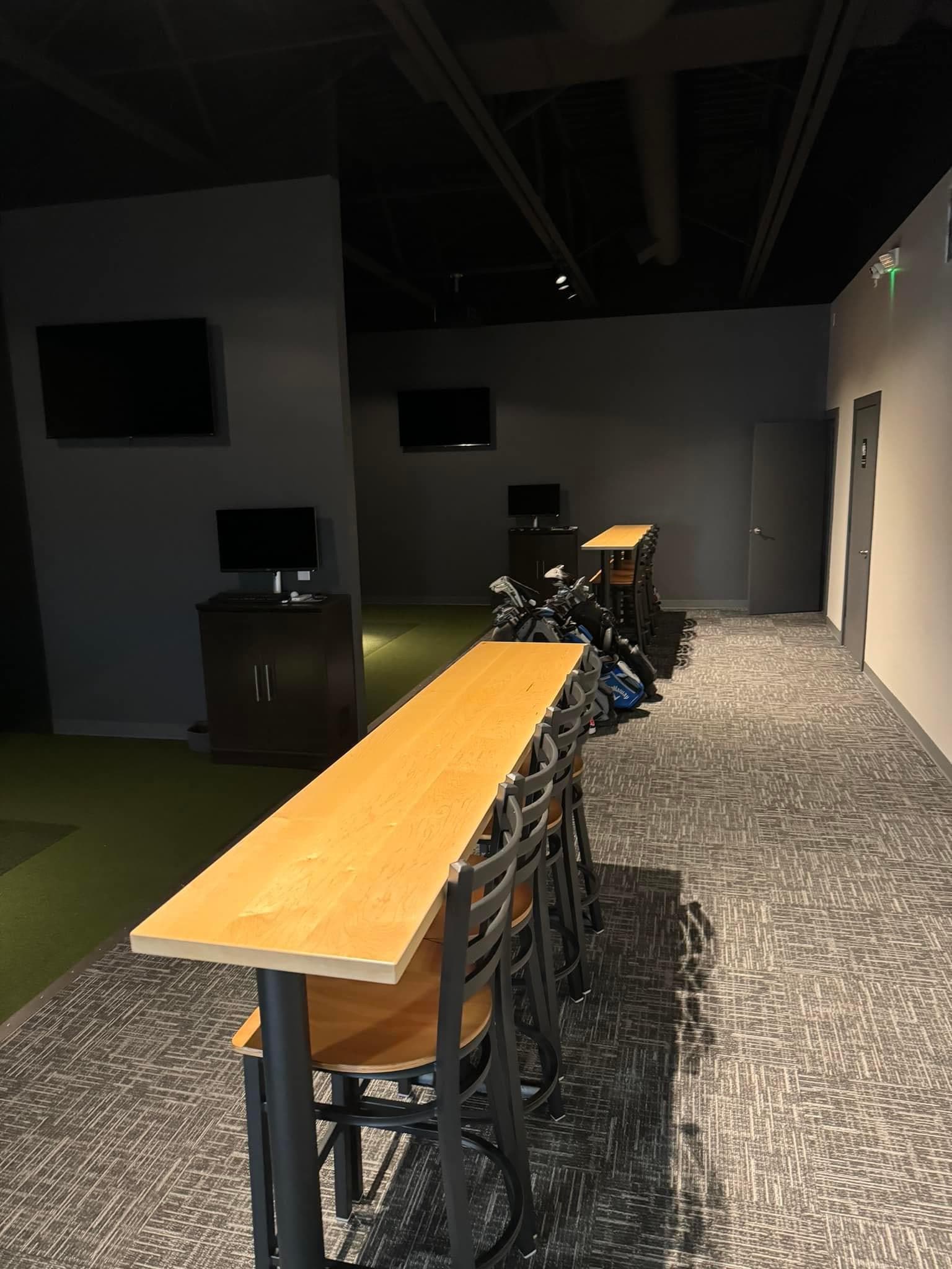 The Clubhouse — Owatonna Indoor Golf - Image 3
