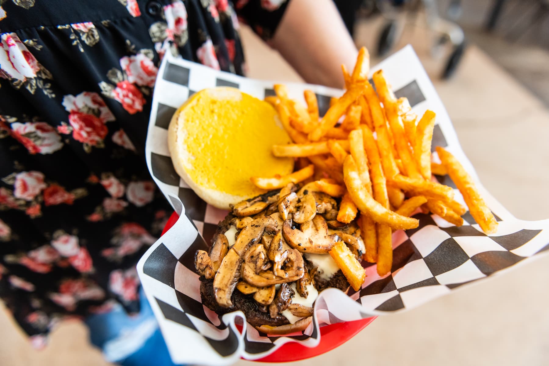 JR's Pub & Grill - Image 27