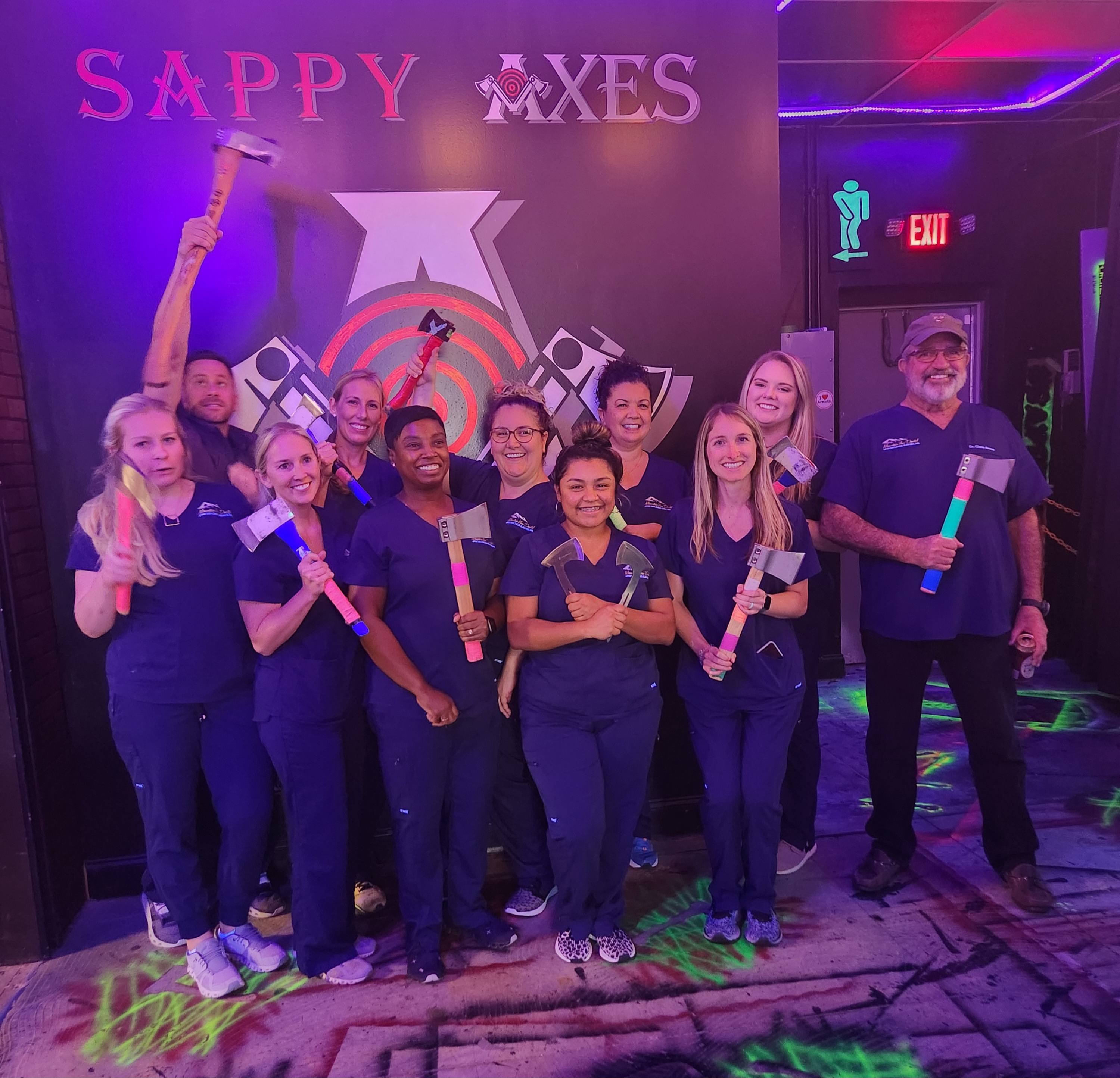 Sappy Axes - Axe Throwing and Indoor Golf - Image 4