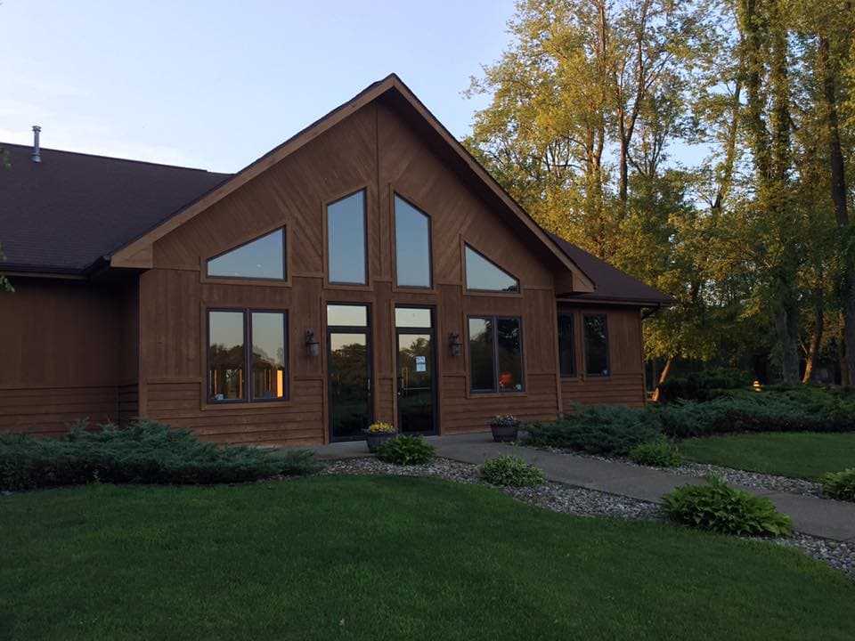 Squirrel Hollow Golf Course - Image 1