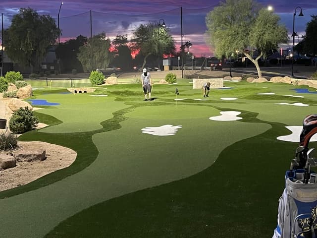 Valley Golf Center - Image 5