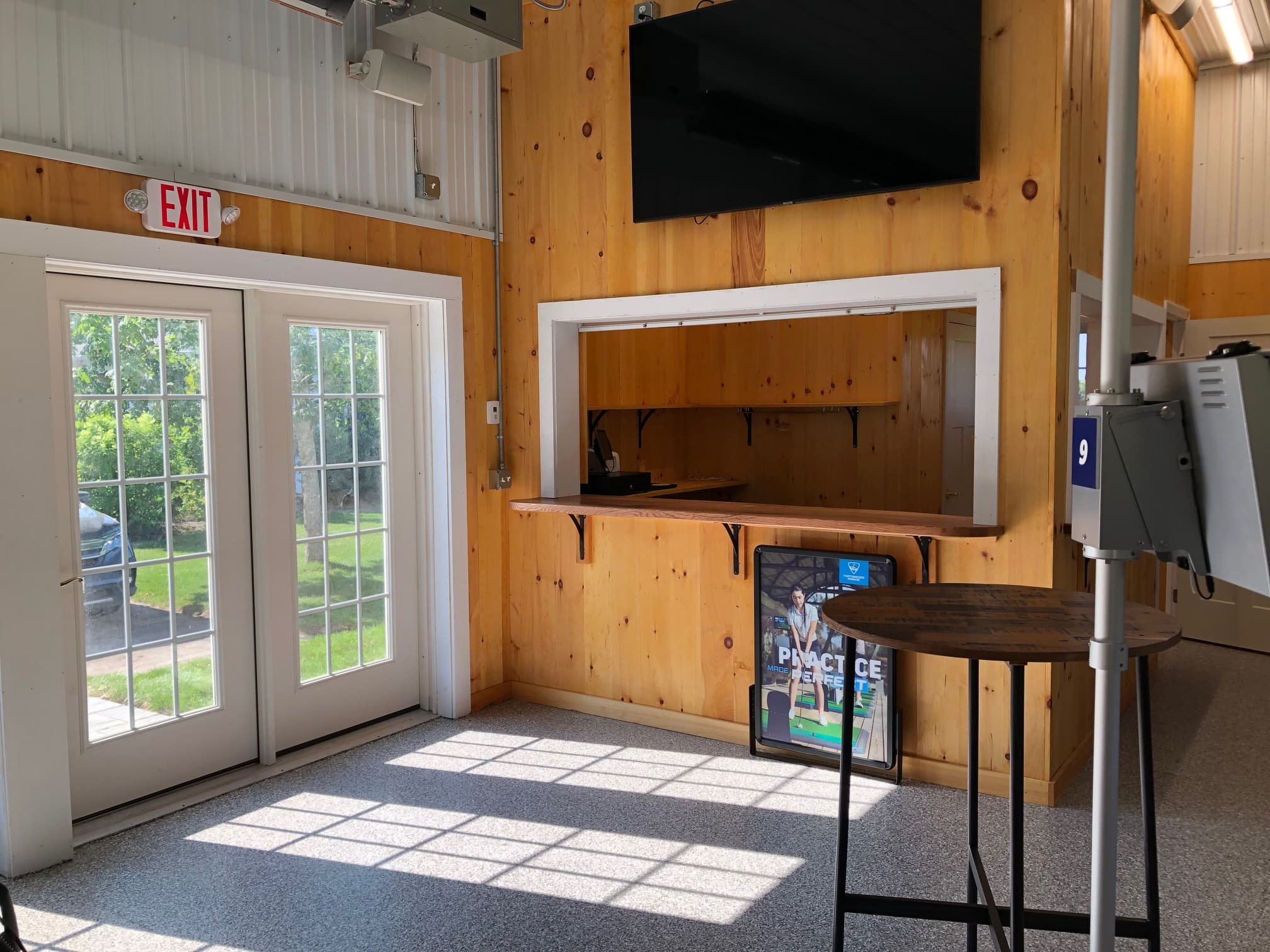 The Barn at Southers Marsh Golf Club - Image 8