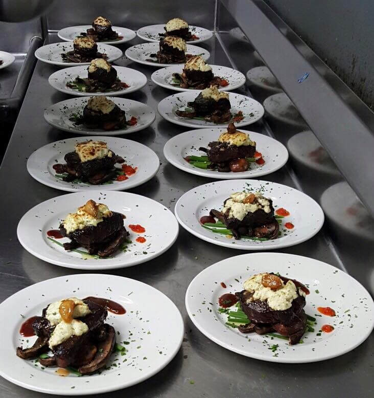 Magic Tree Pub & Eatery - Image 10