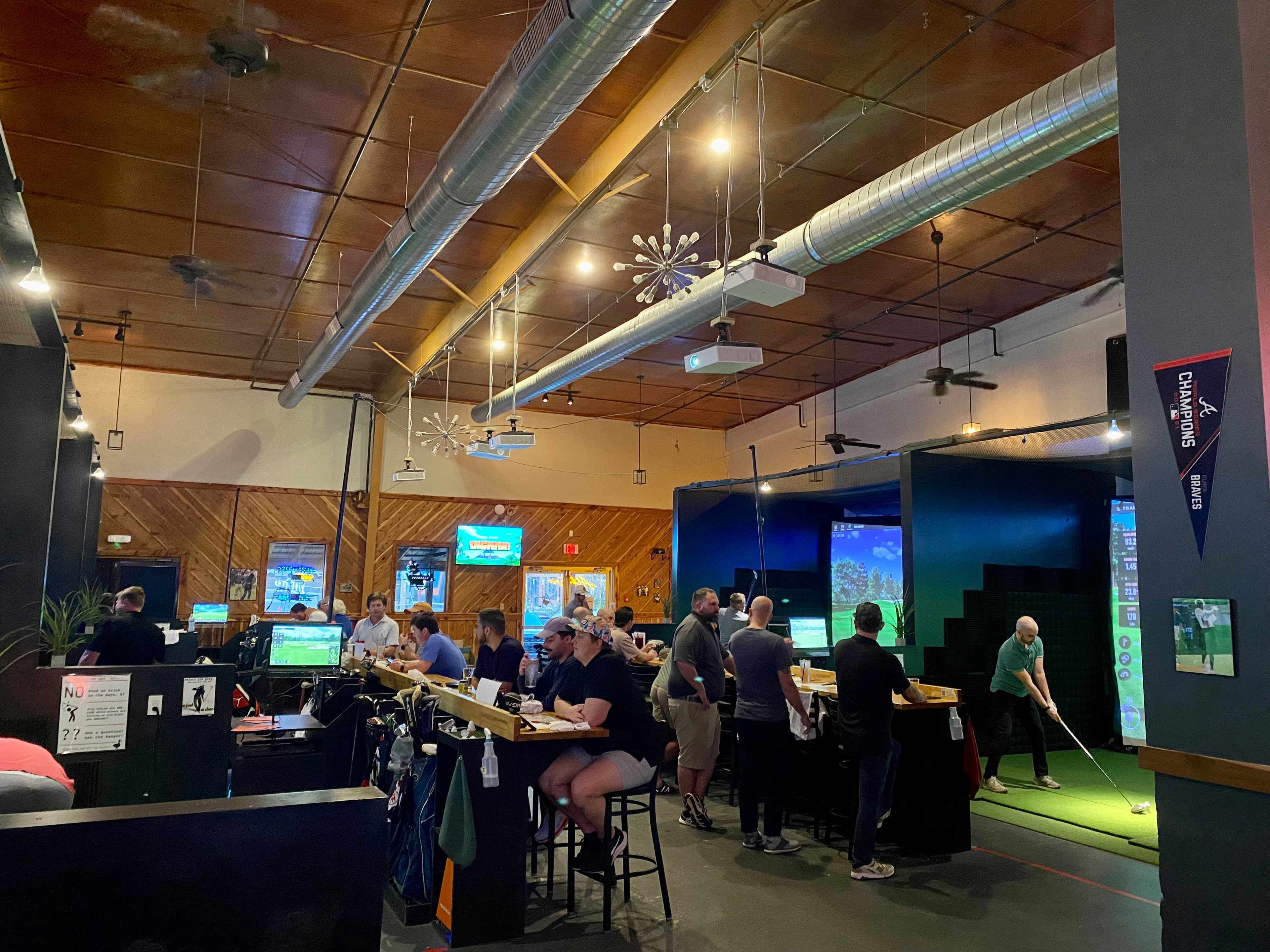 Albatross Golf Sim & Bar - Image 7