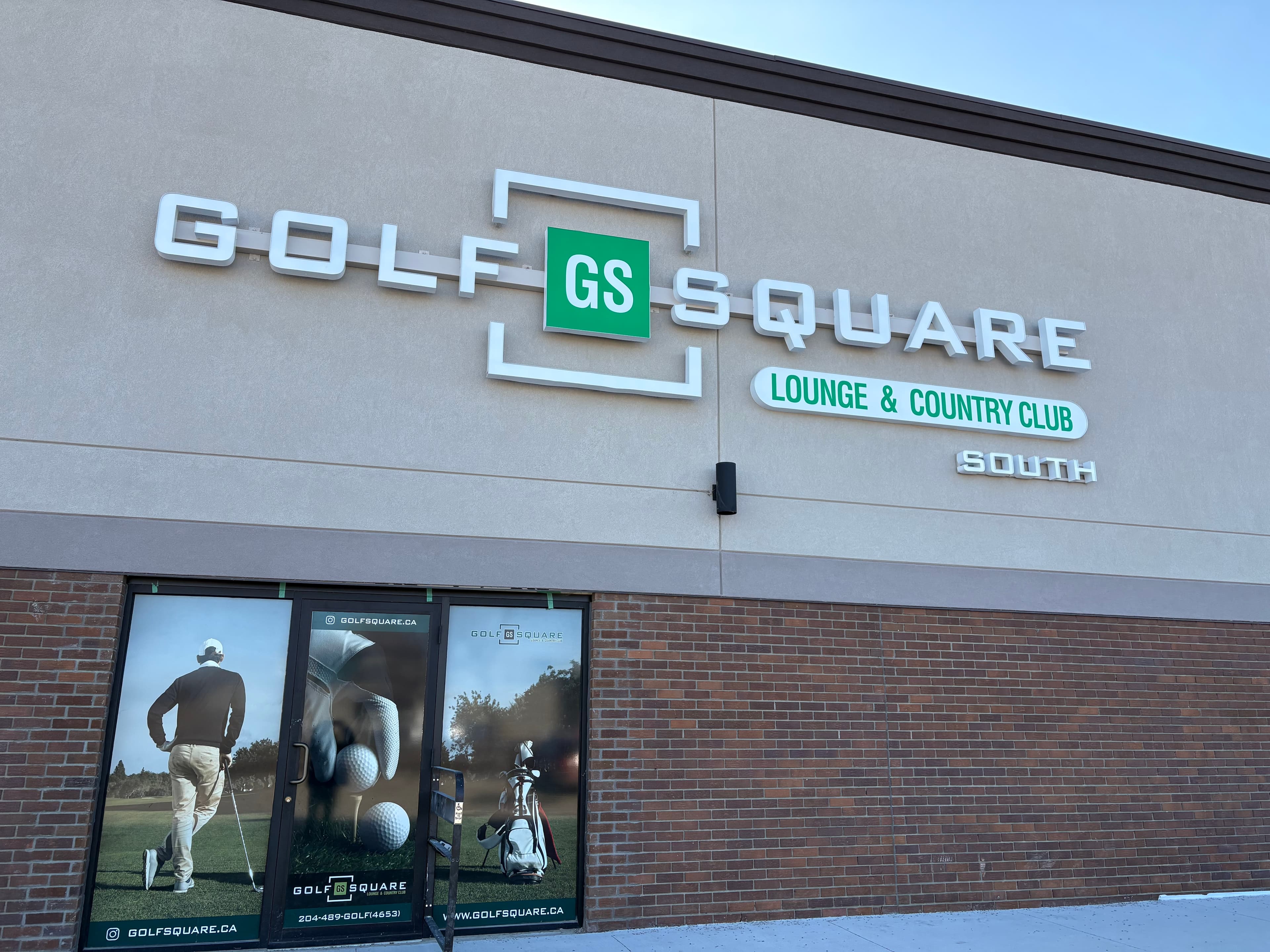 Golf Square South - Image 1