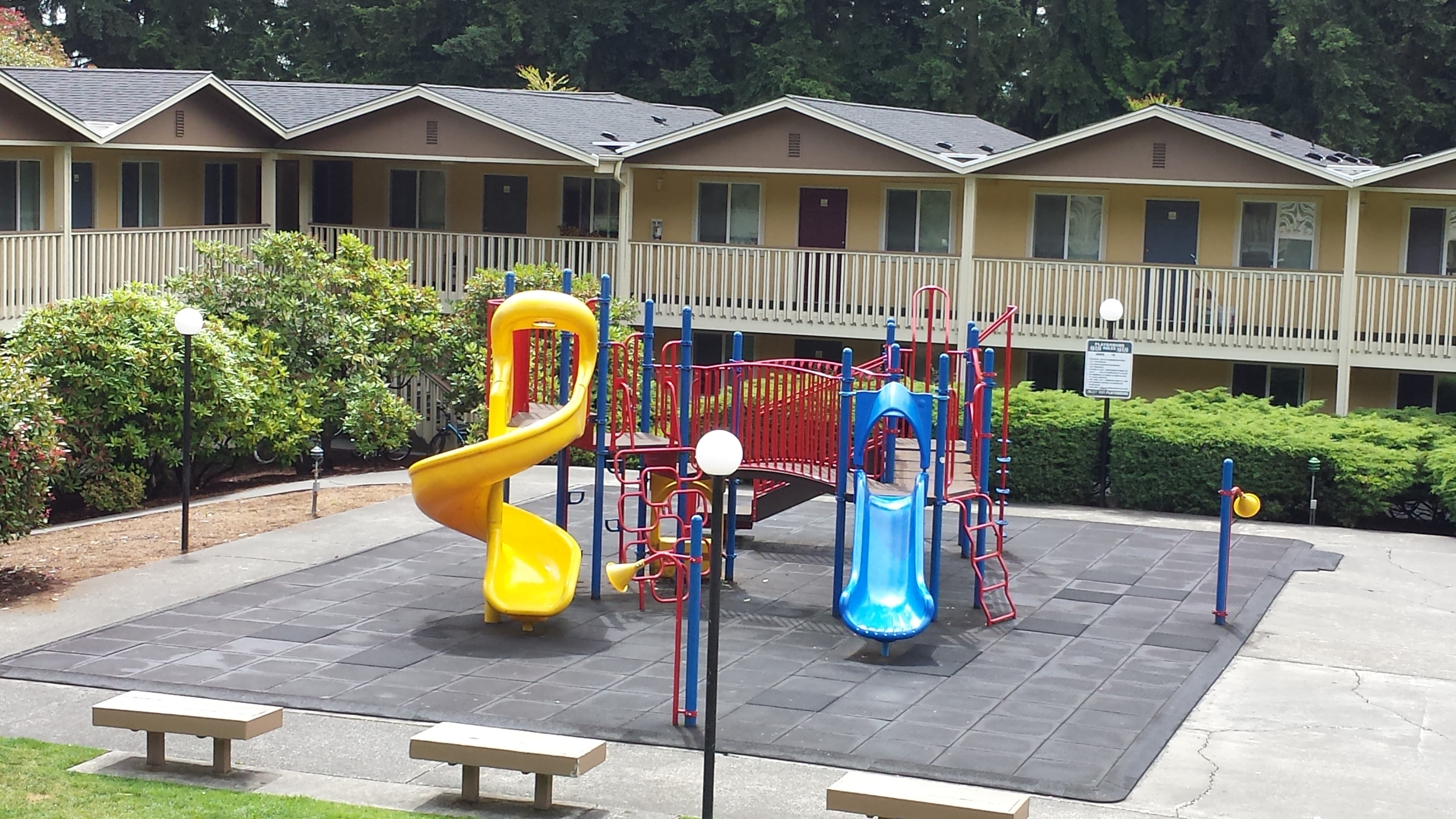 Somerset Gardens Apartments - Image 9