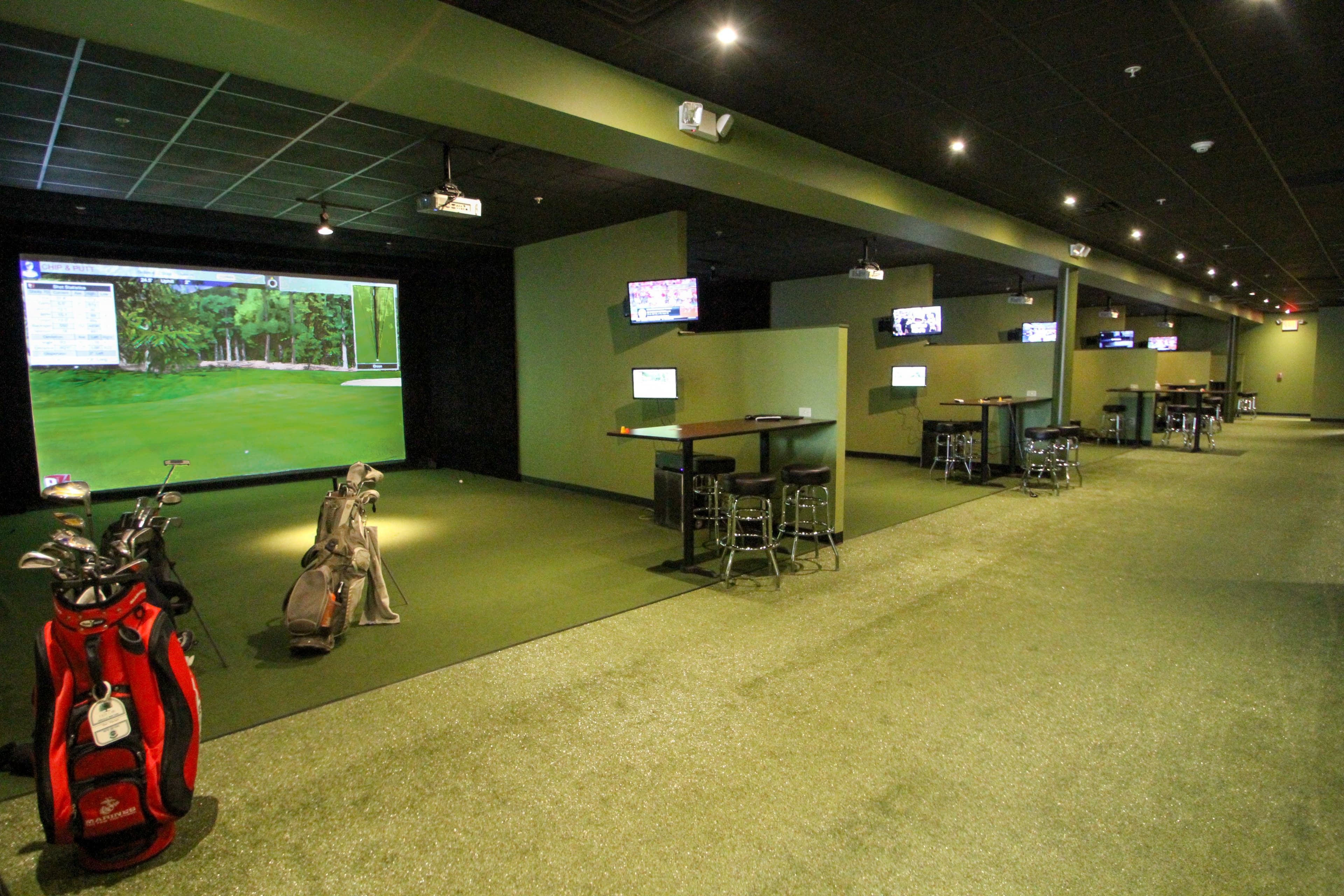 Par's Indoor Golf - Image 3