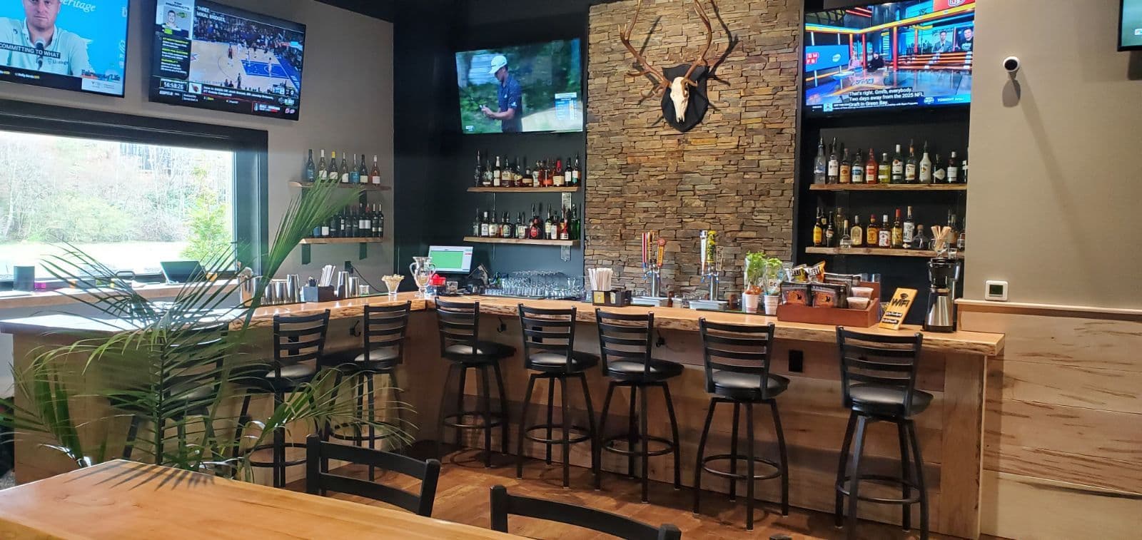 The Turn Indoor Golf - Image 2