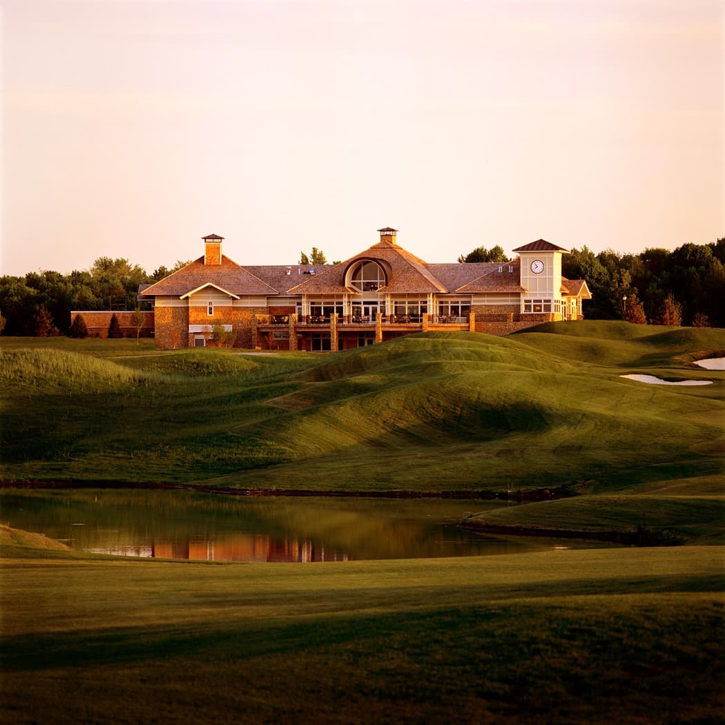 Legends Club Grill - Image 5