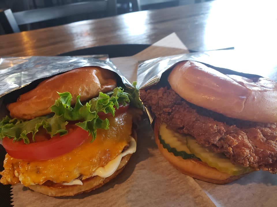 The Win Tavern 33 - Image 1