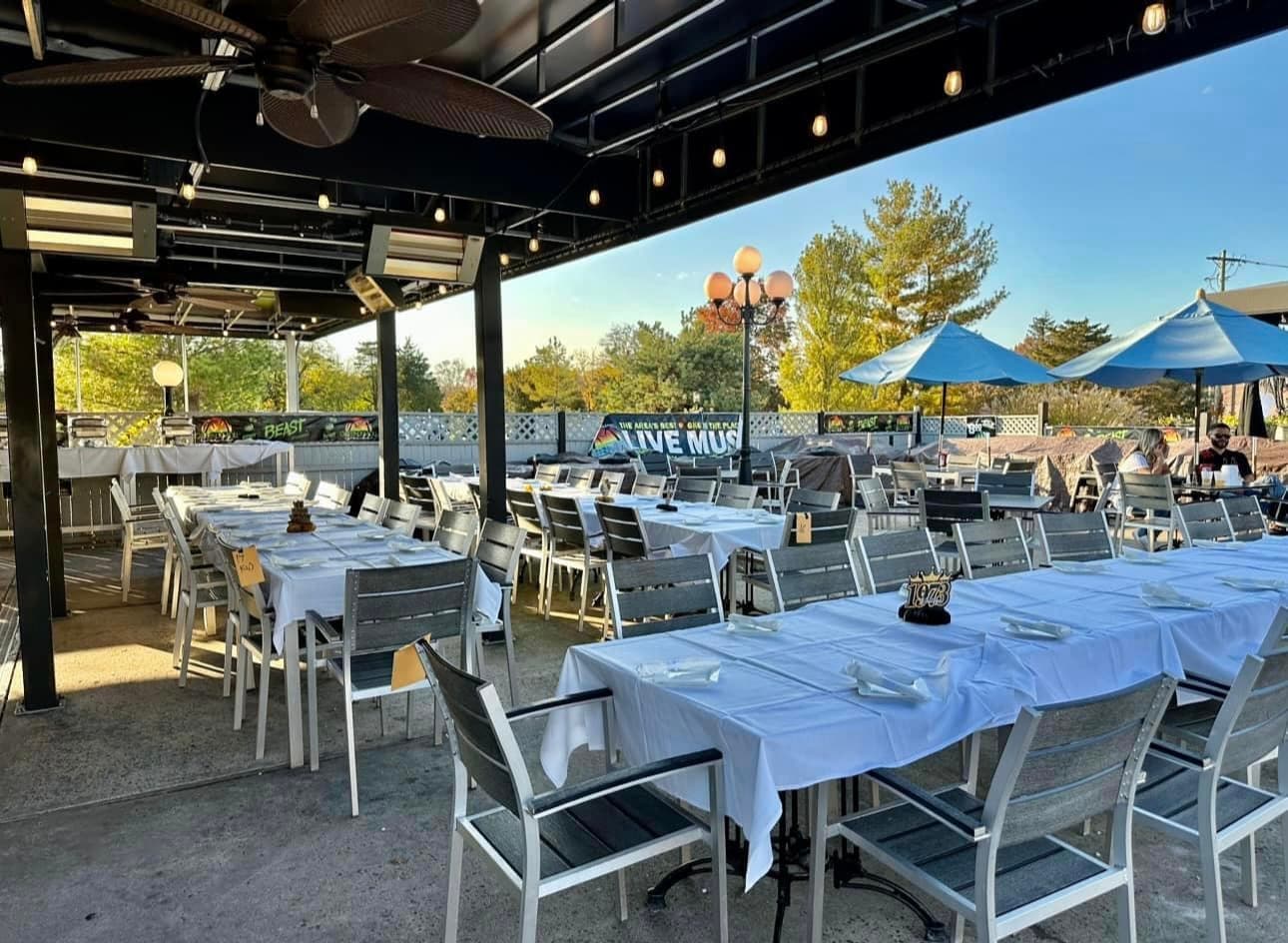 Green Knoll Grill - Image 1