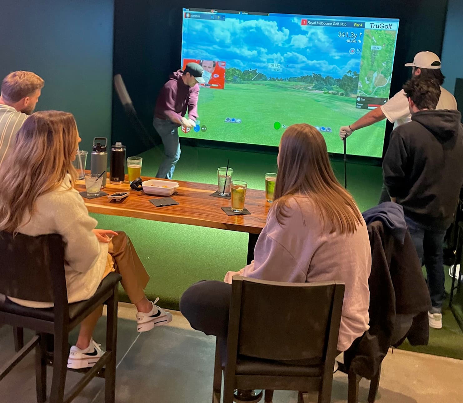 The Clubhouse Indoor Golf - Image 1