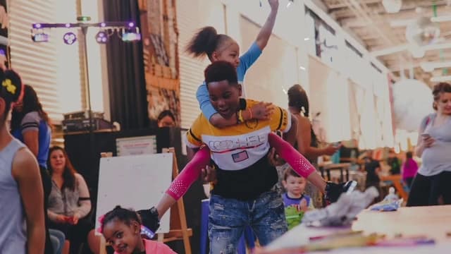 Can Can Wonderland - St. Paul - Image 9