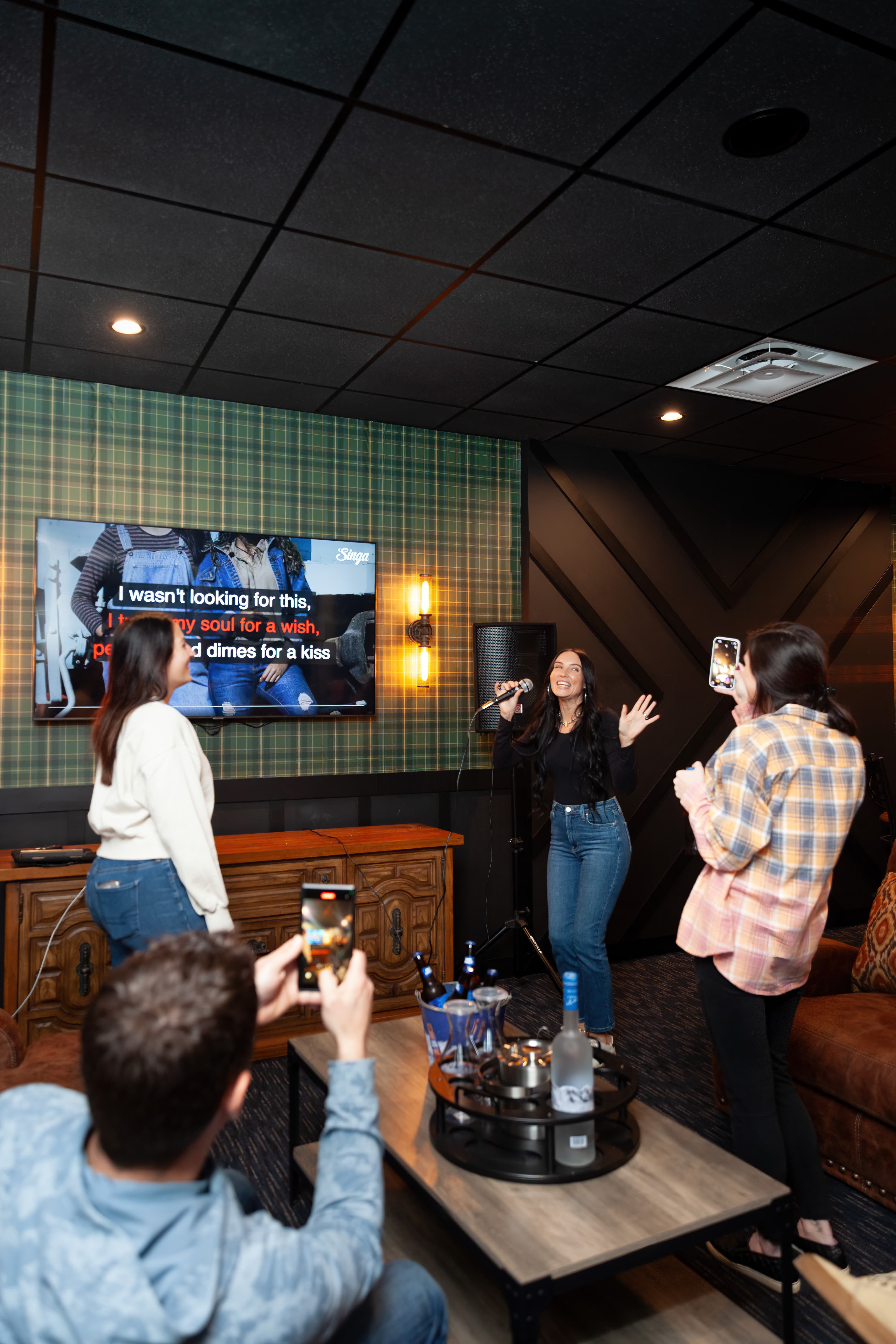 X-Golf Commack - Image 2