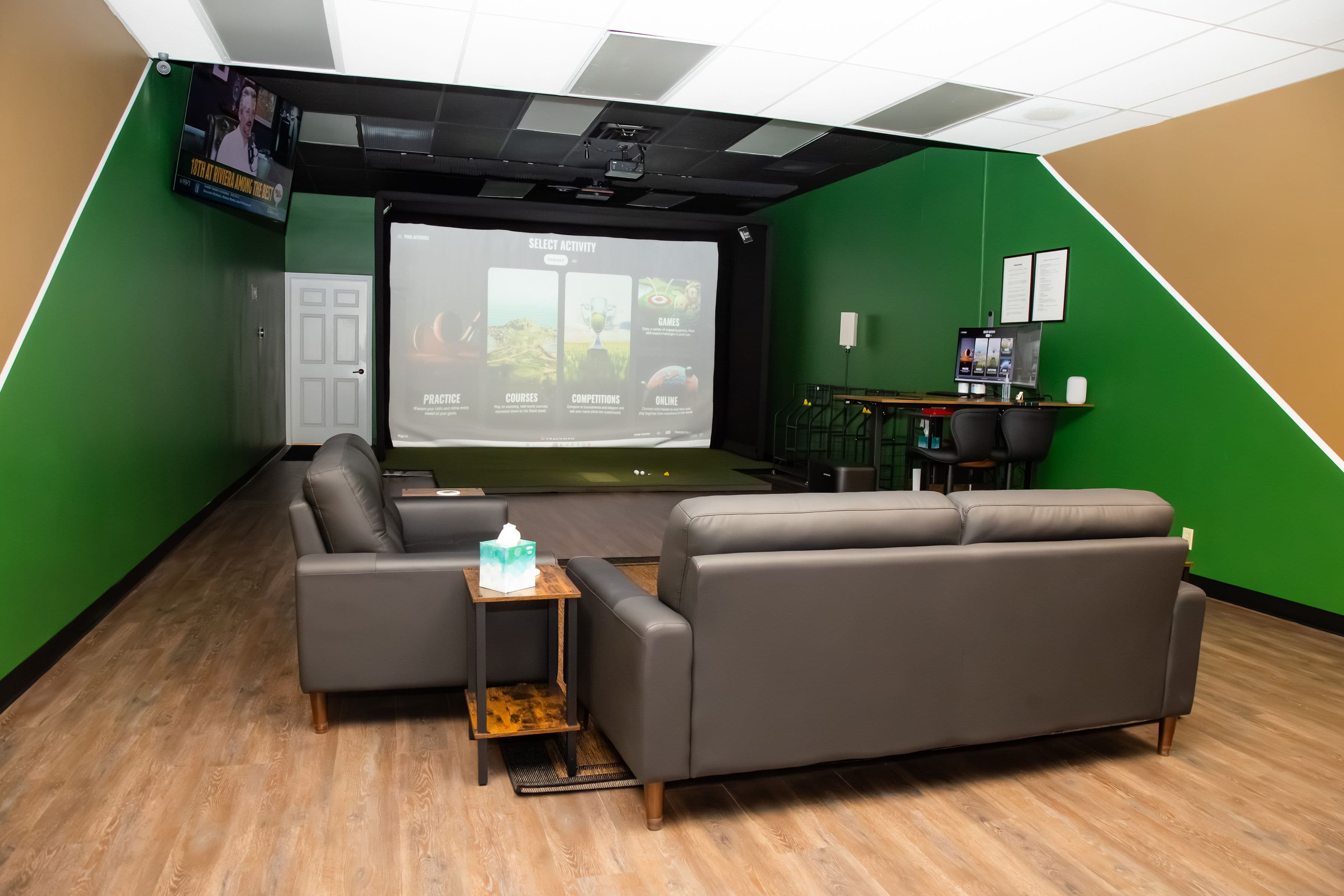 Swing City Indoor Golf 24/7