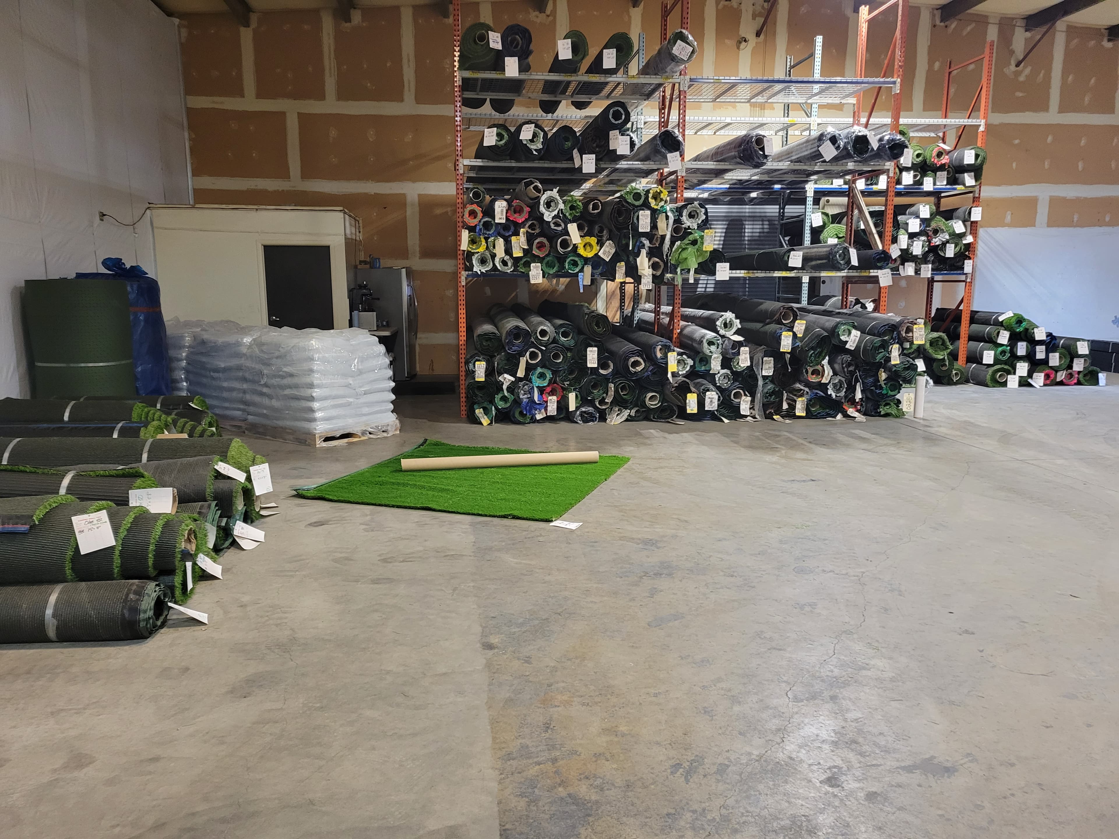 Top Dog Turf - Image 1