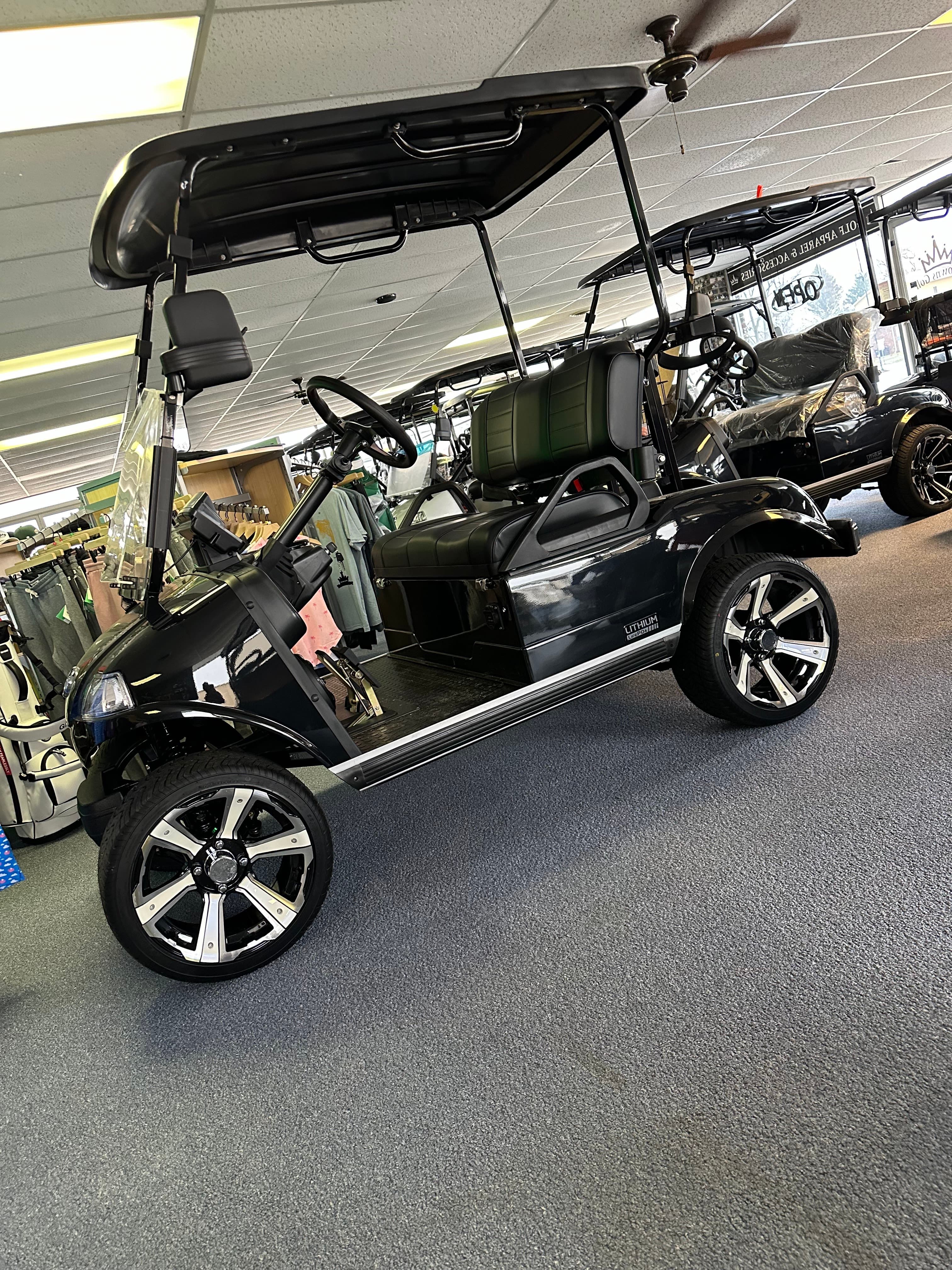 5 Crowns Golf - Image 8