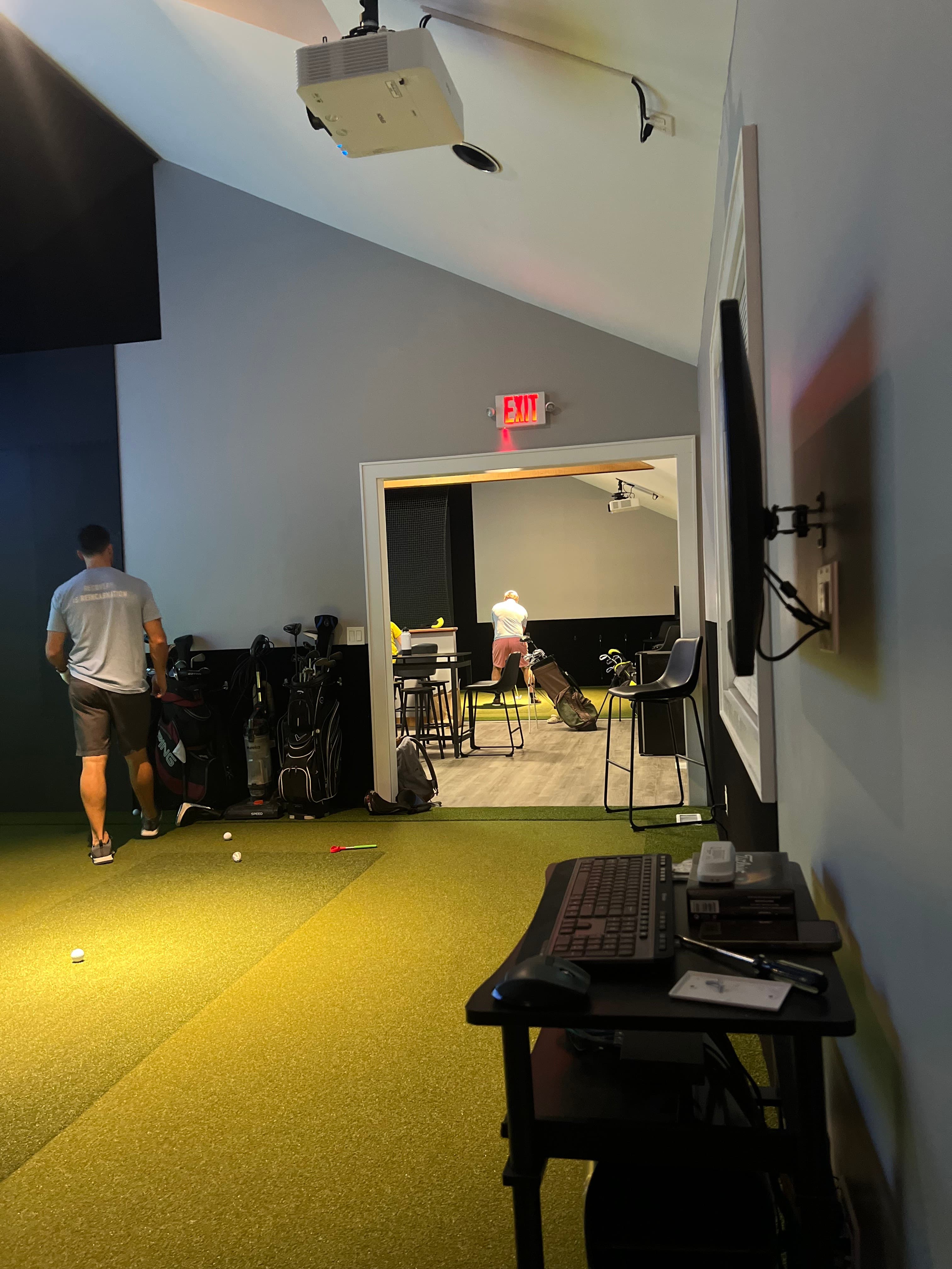 The Endless Round Golf Studio - Image 10