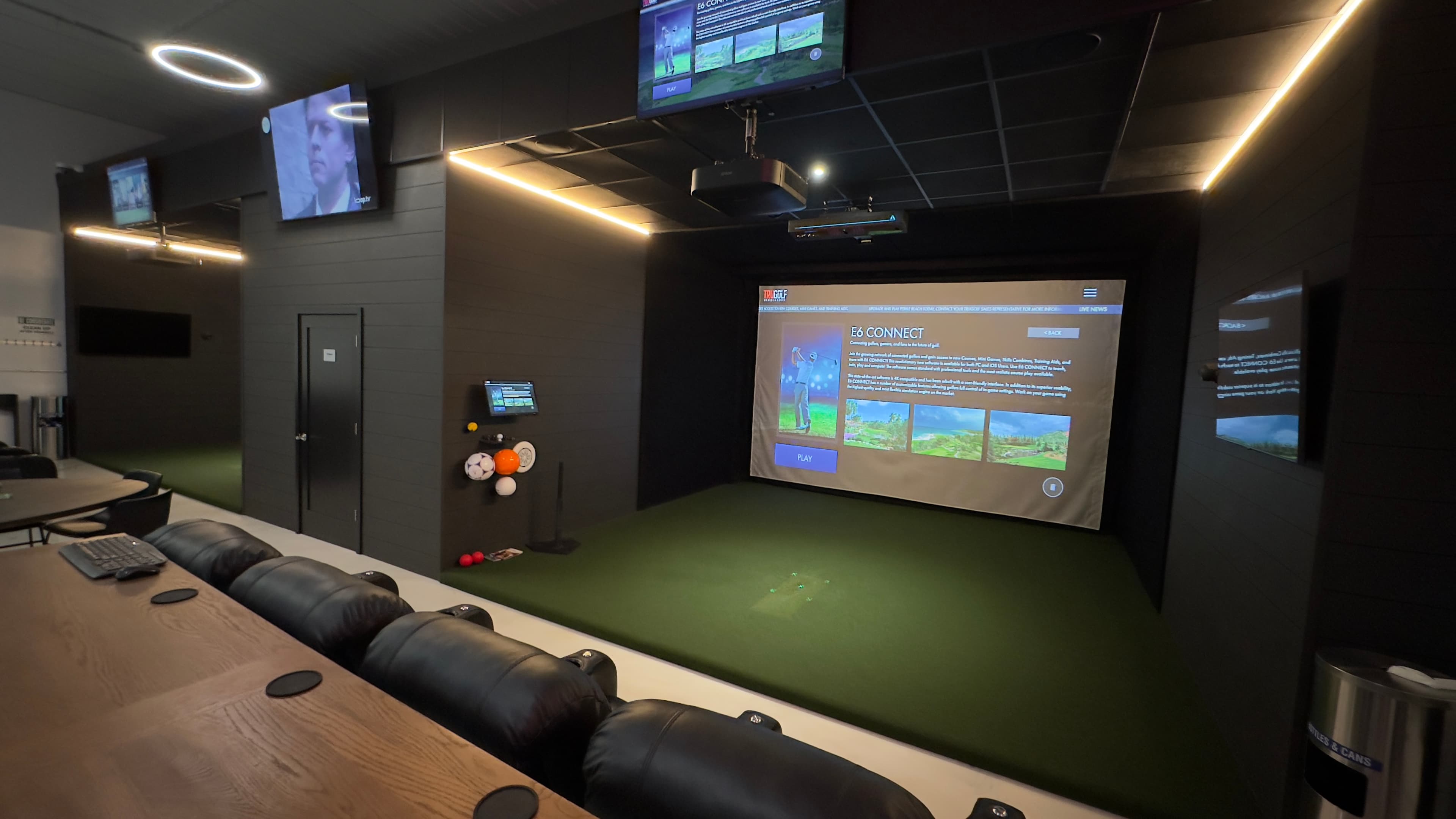 Twenty Fore Seven Golf - Image 1